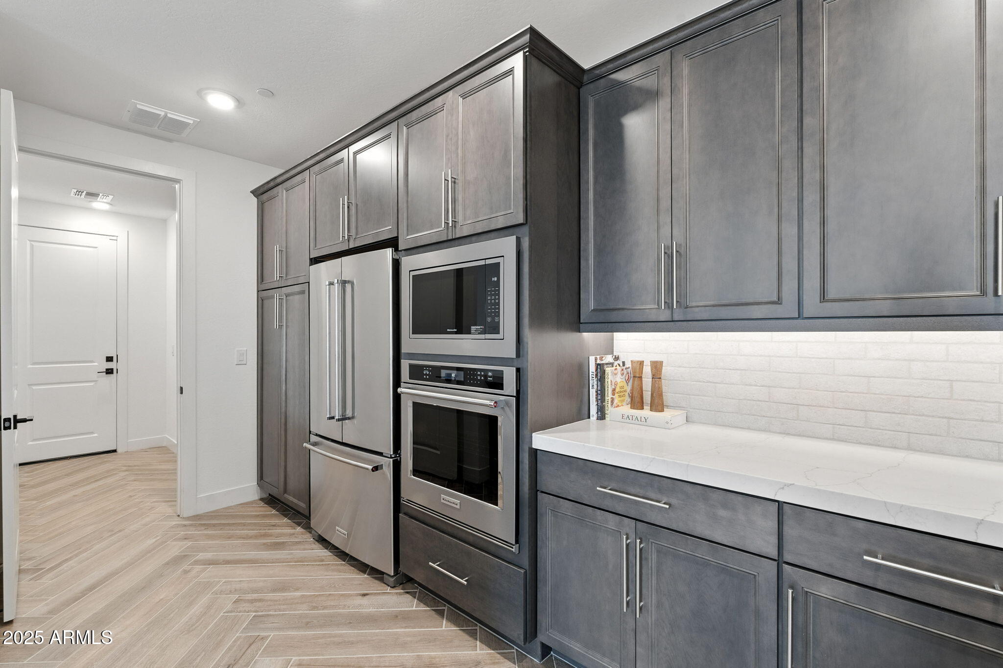 2121 W Sonoran Desert Drive 32