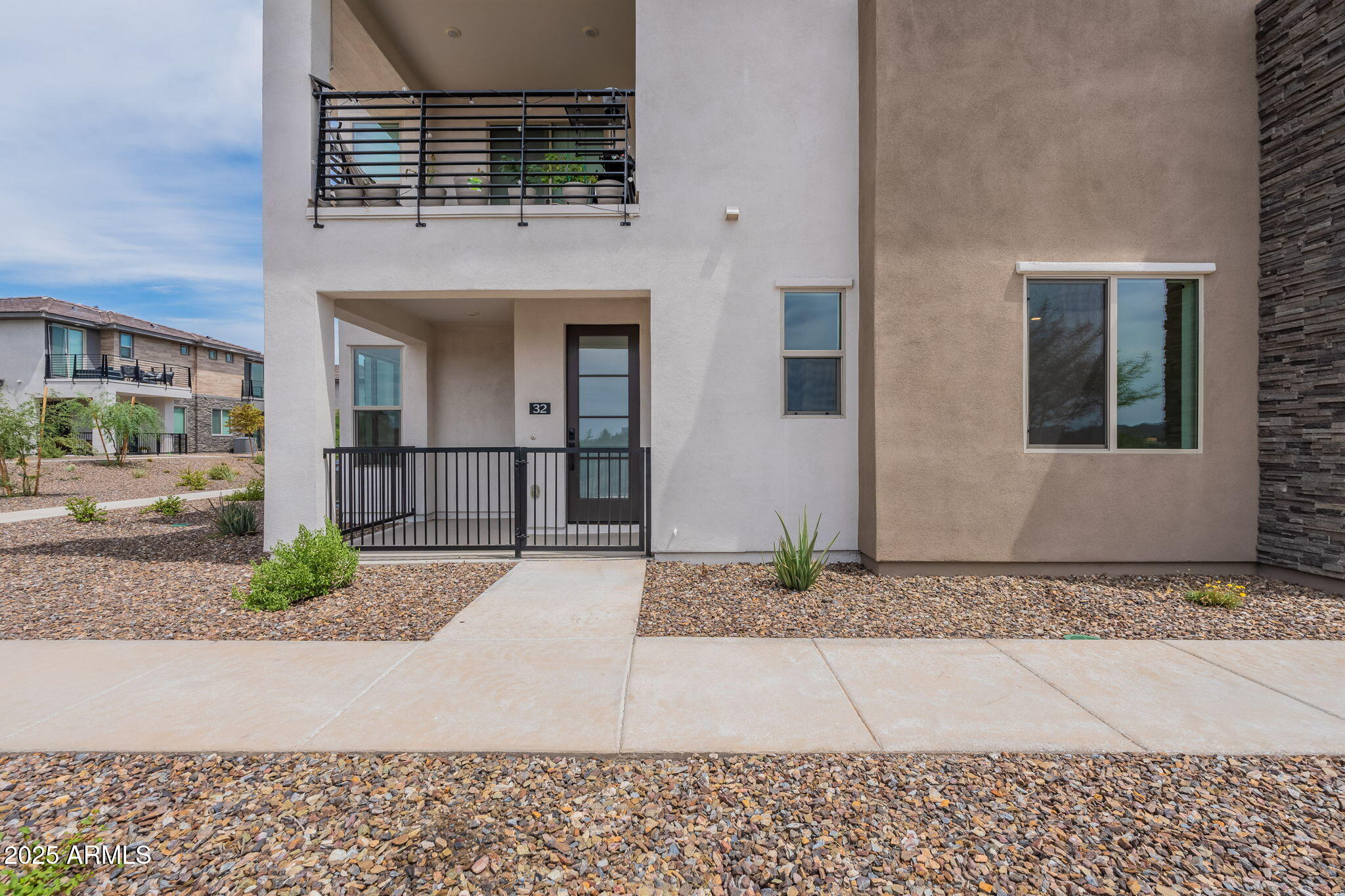 2121 W Sonoran Desert Drive 32