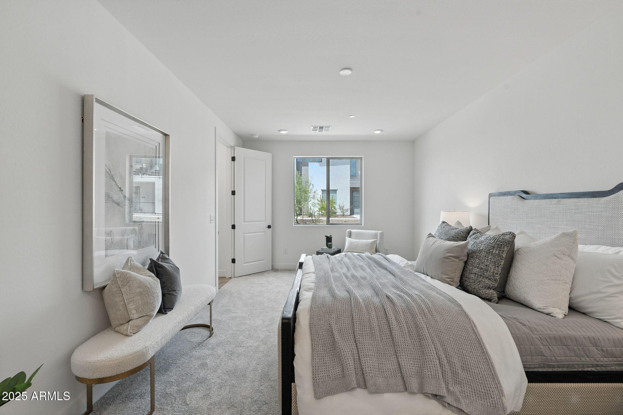 2121 W Sonoran Desert Drive 32