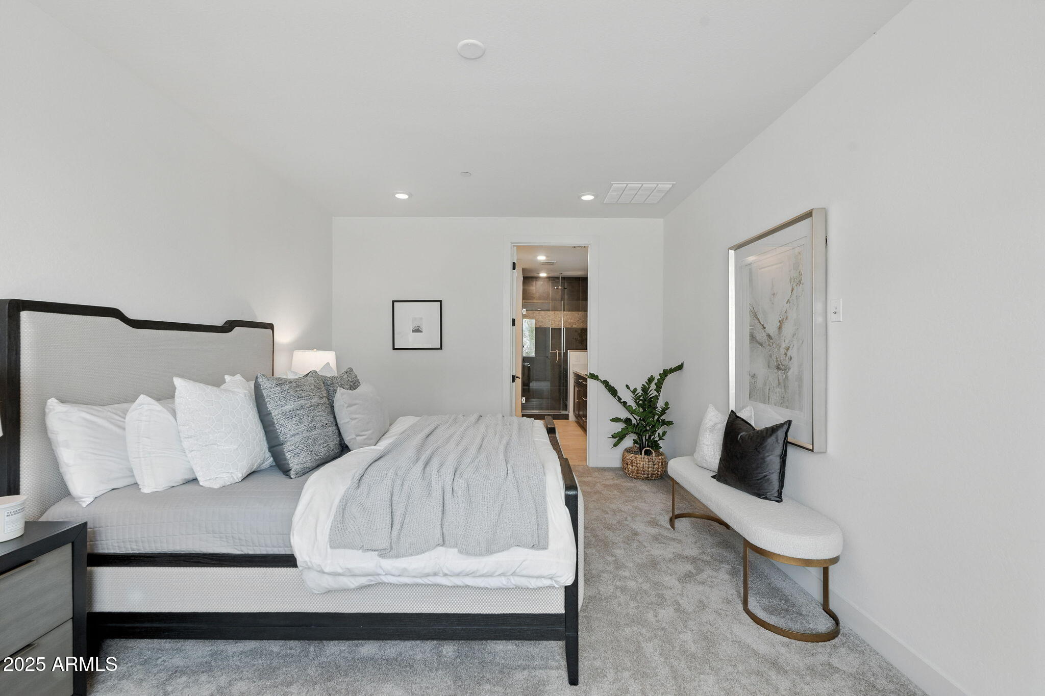 2121 W Sonoran Desert Drive 32