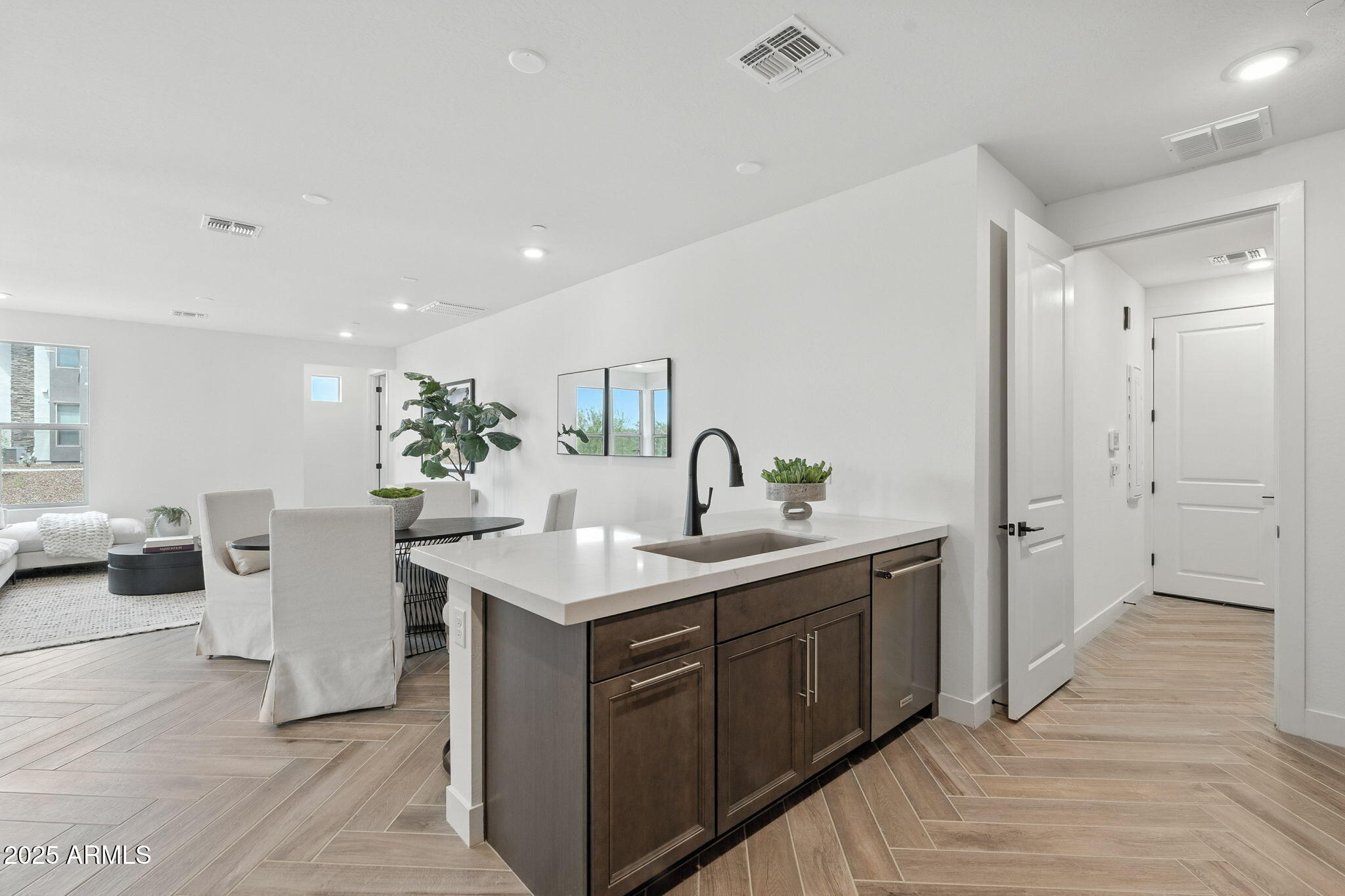 2121 W Sonoran Desert Drive 32