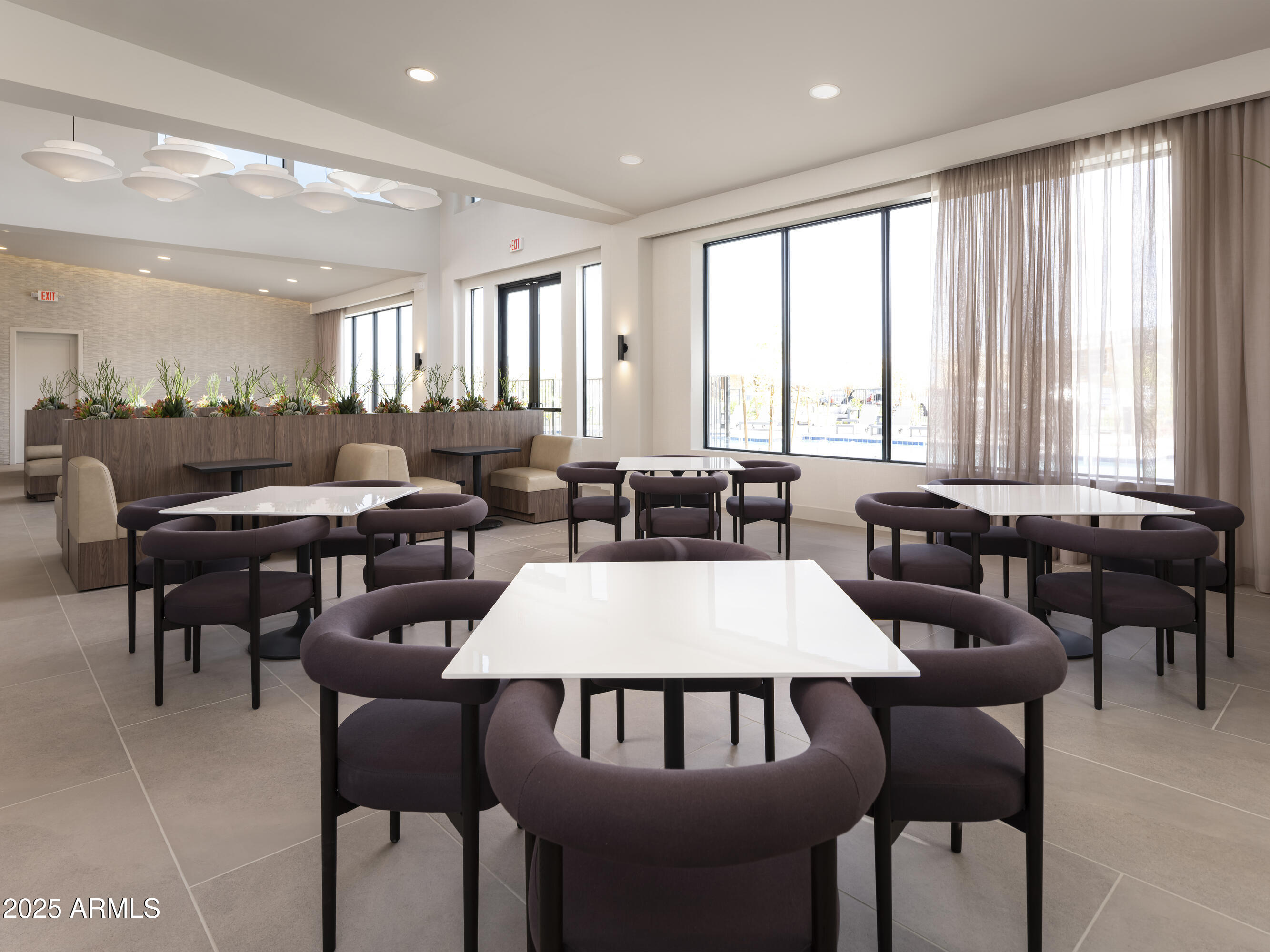 2121 W Sonoran Desert Drive 32