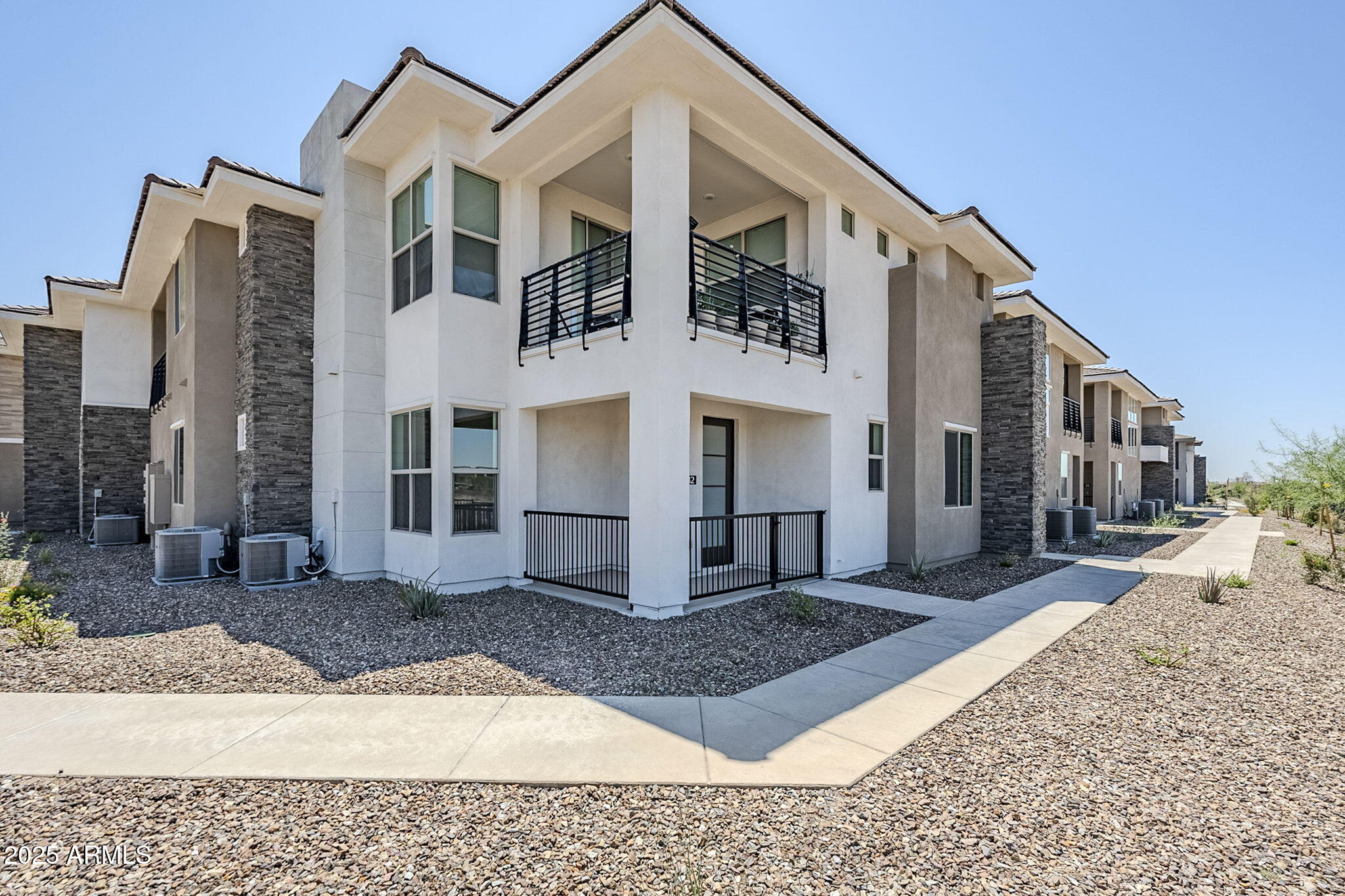 2121 W Sonoran Desert Drive 32