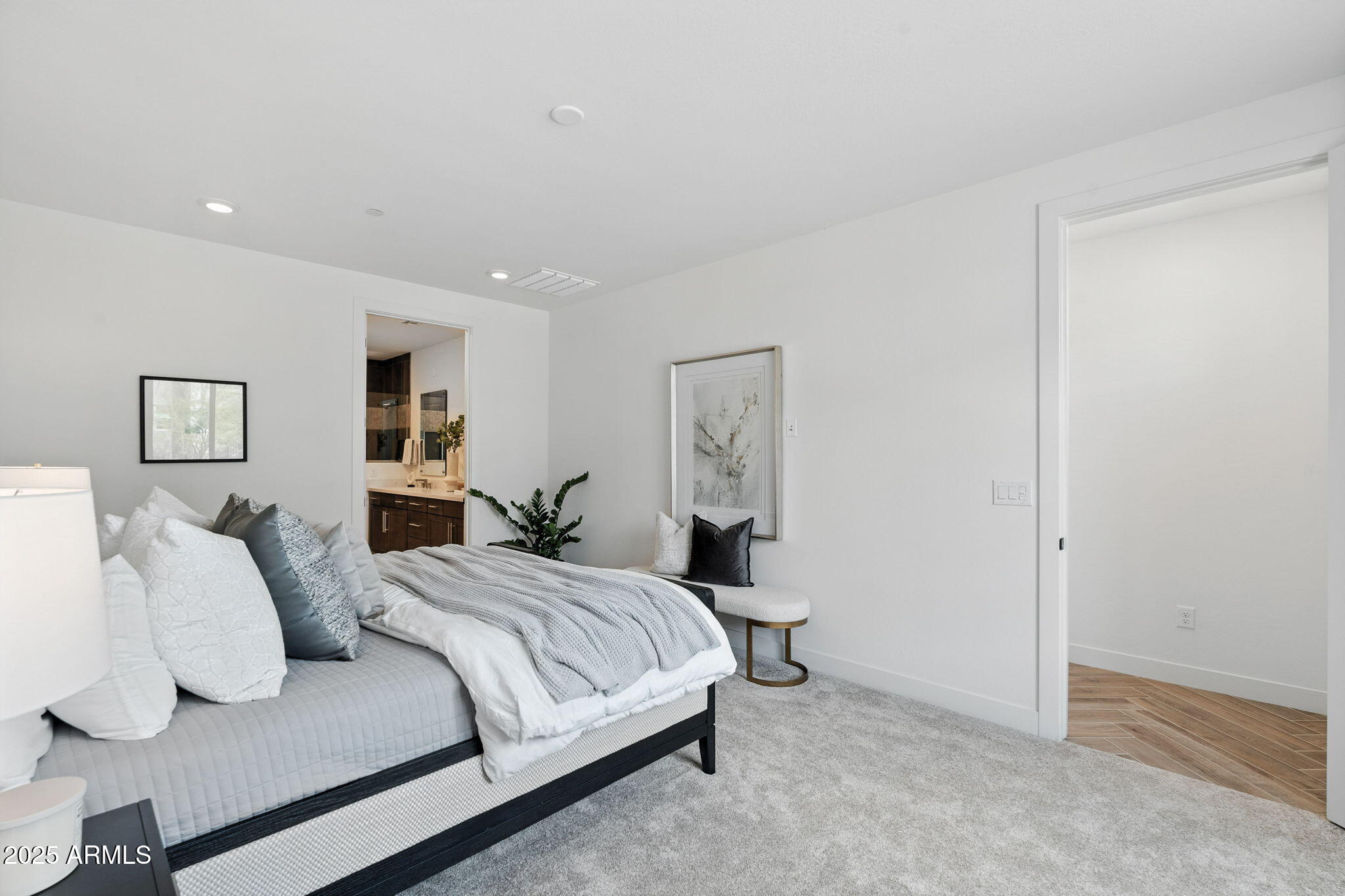 2121 W Sonoran Desert Drive 32