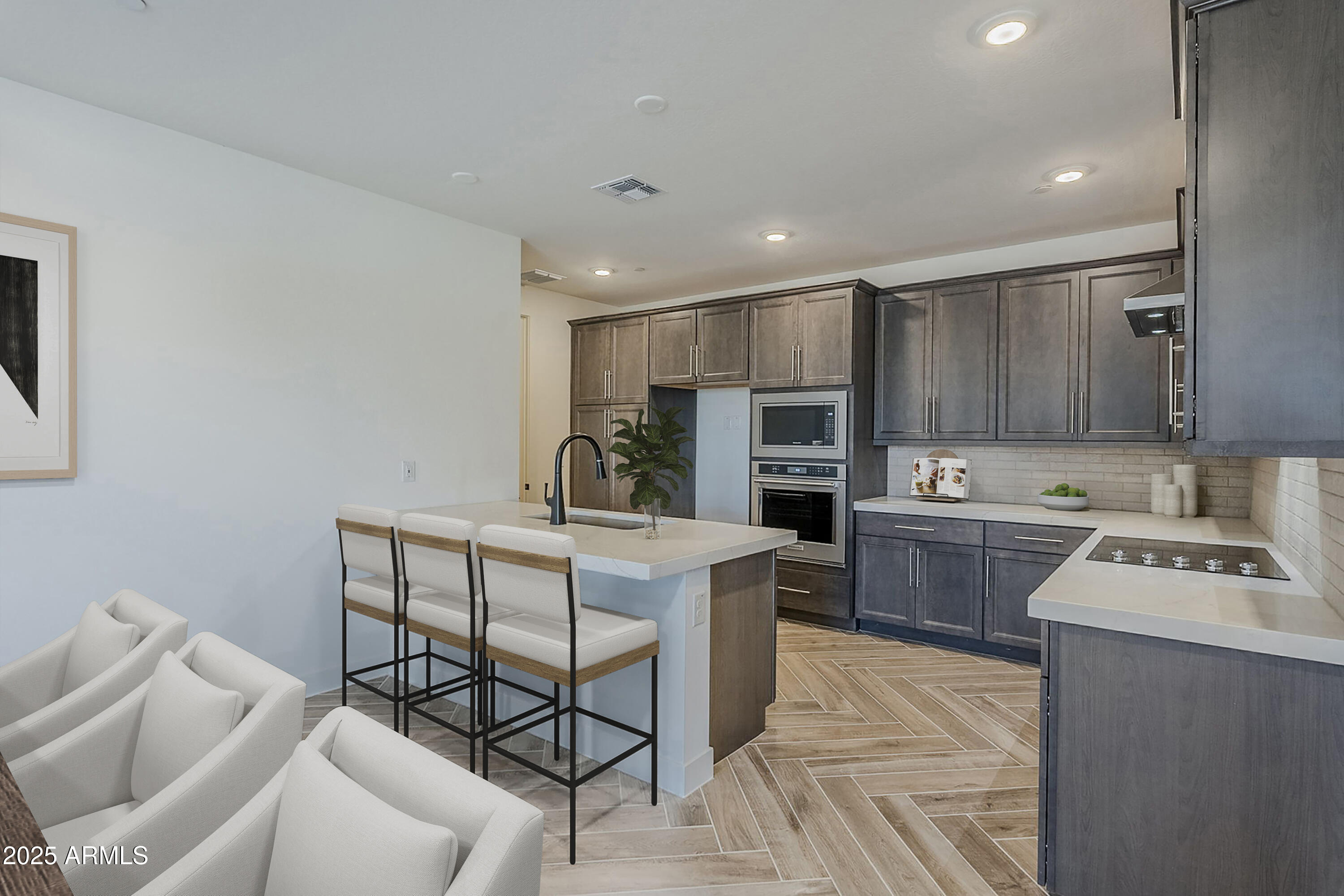 2121 W Sonoran Desert Drive 32