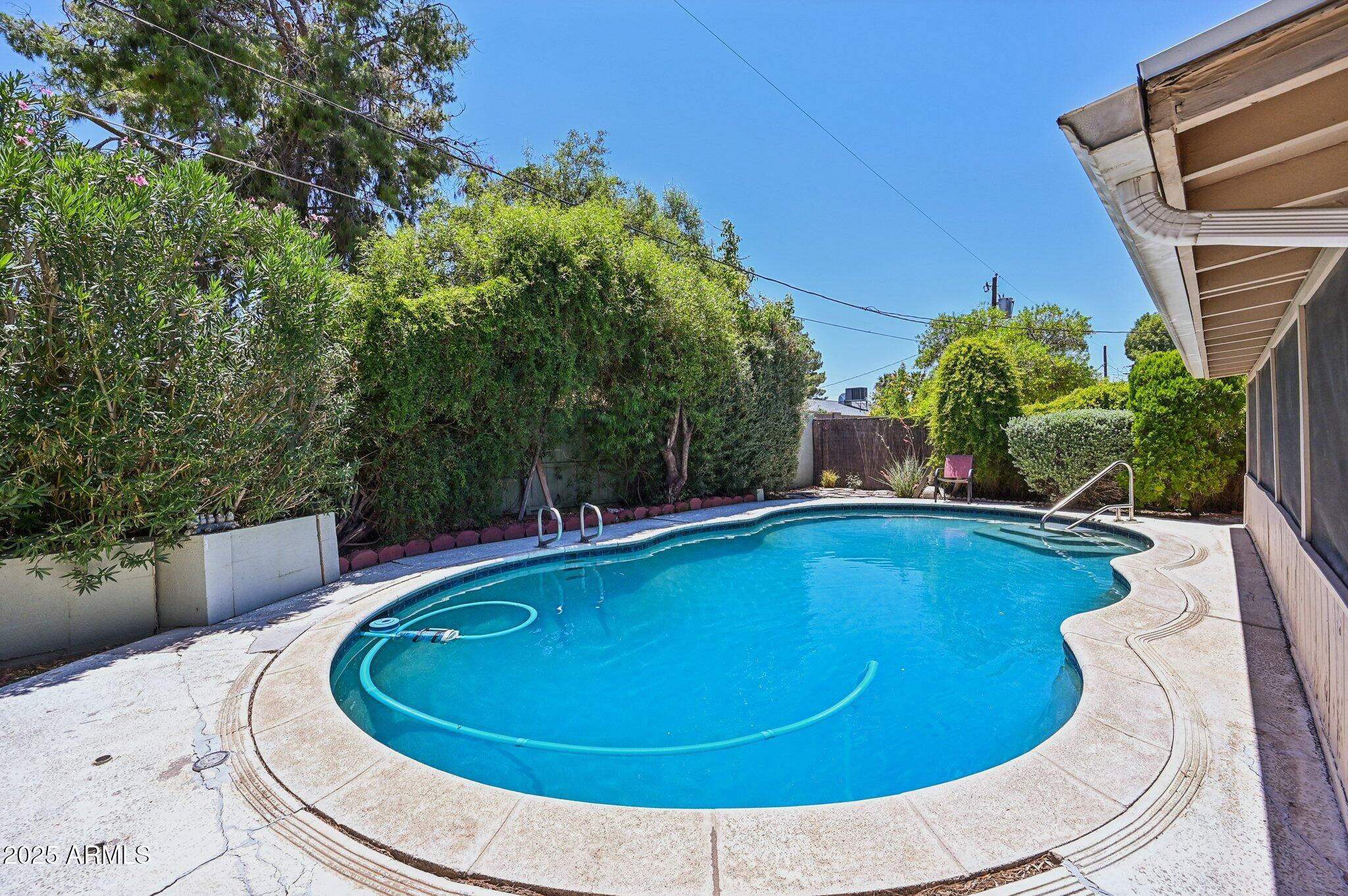 8637 E SOLANO Drive