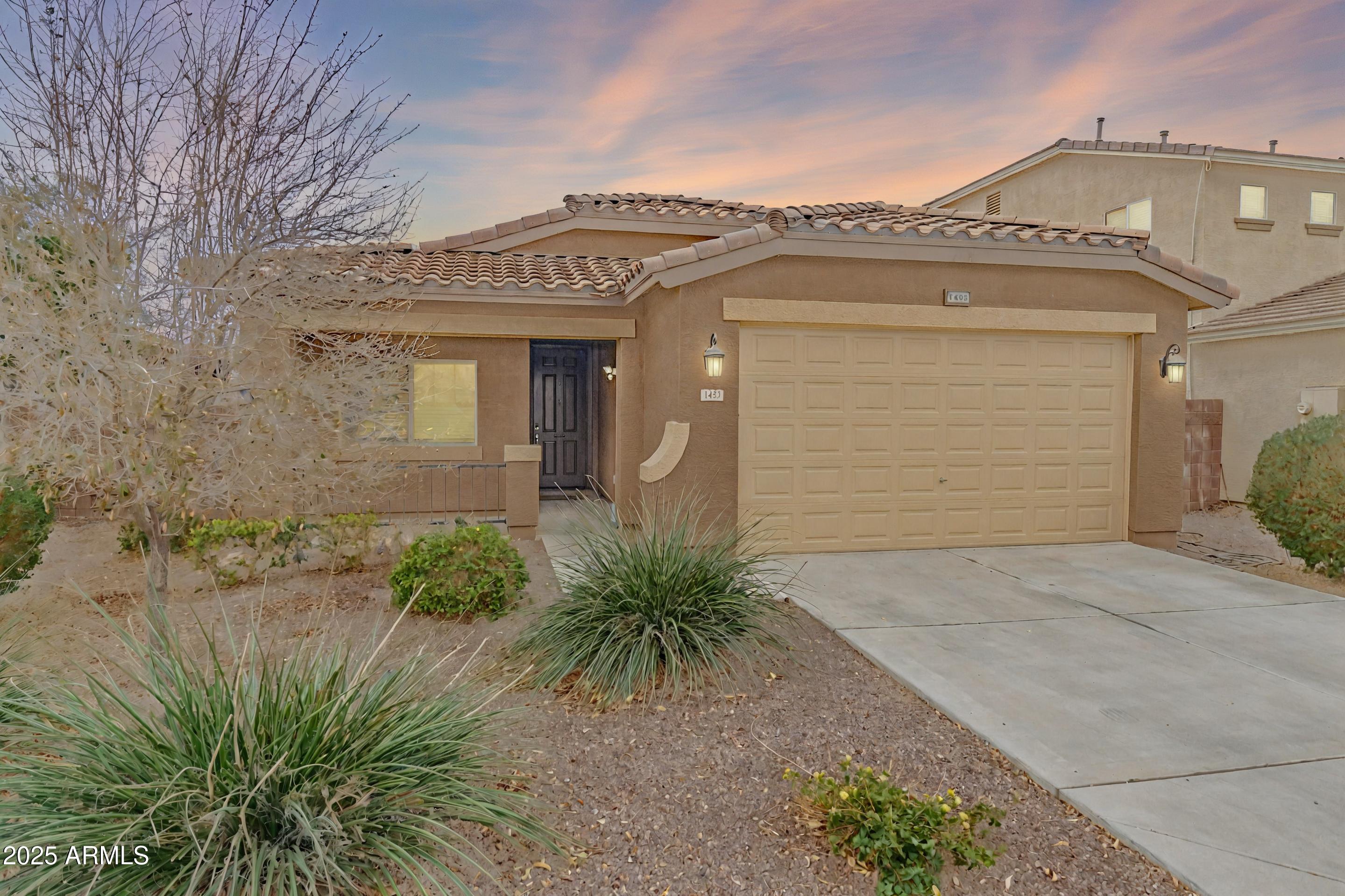1453 W BIRCH Road