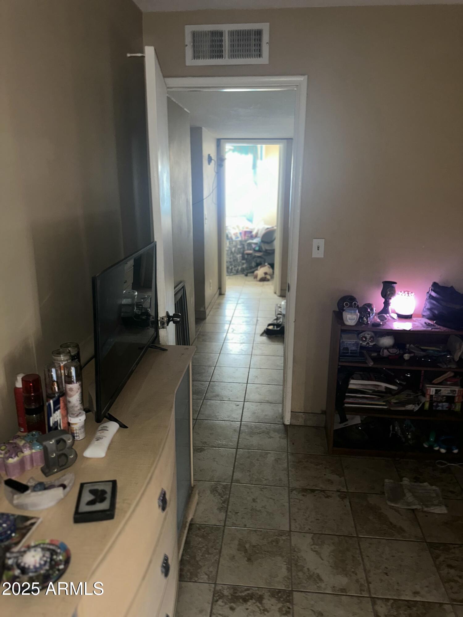 61 W 11TH Drive