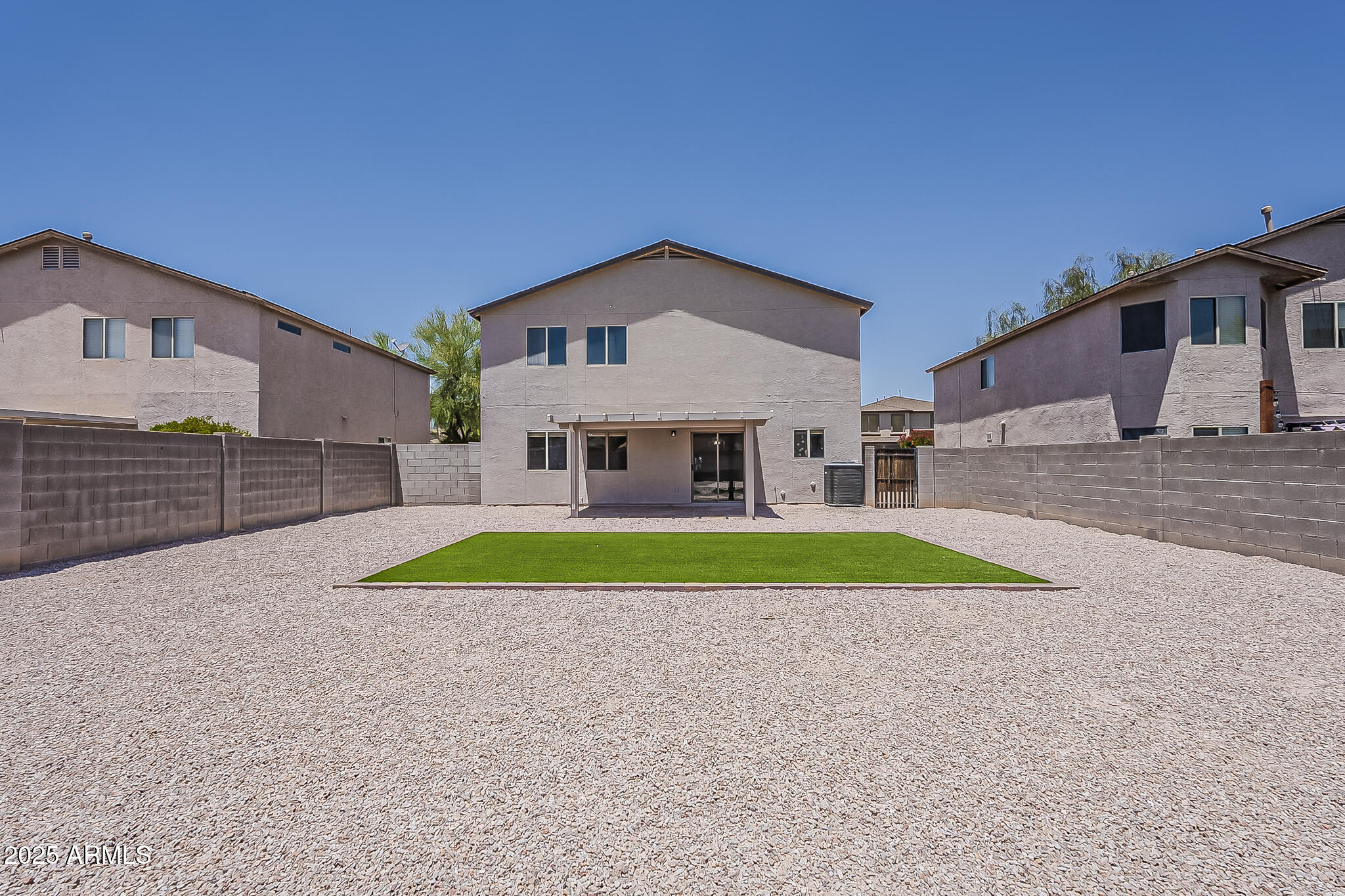 1671 E SILKTASSEL Trail