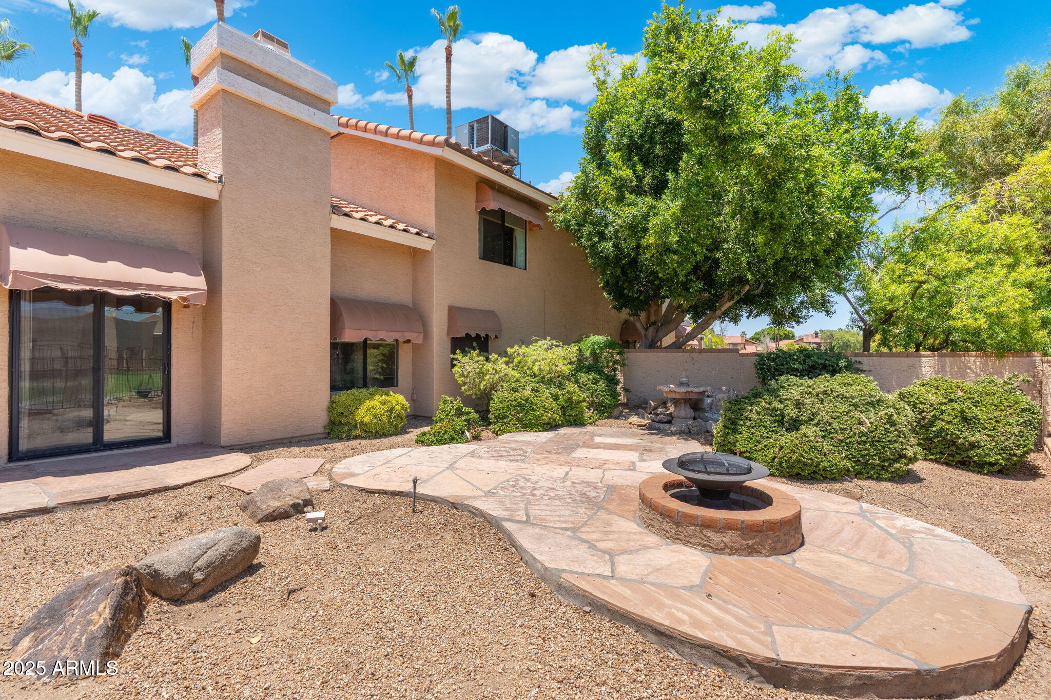 1338 E GREENWAY Circle