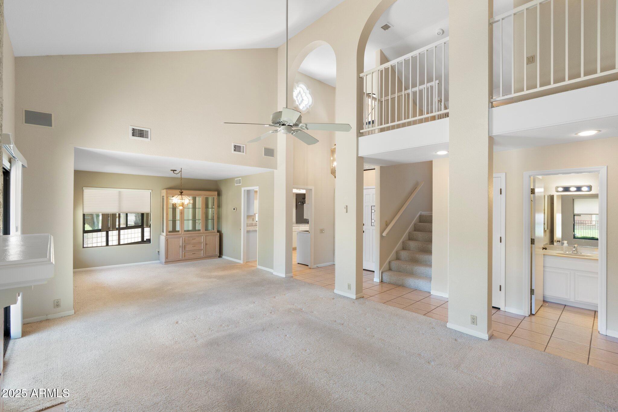 1338 E GREENWAY Circle