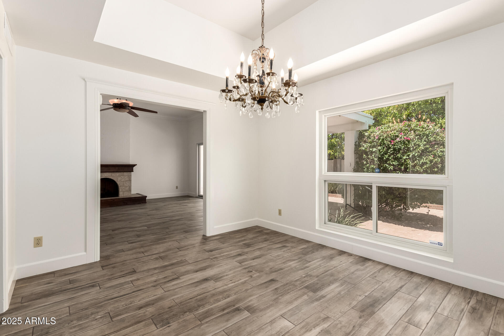 38 E CALAVAR Road