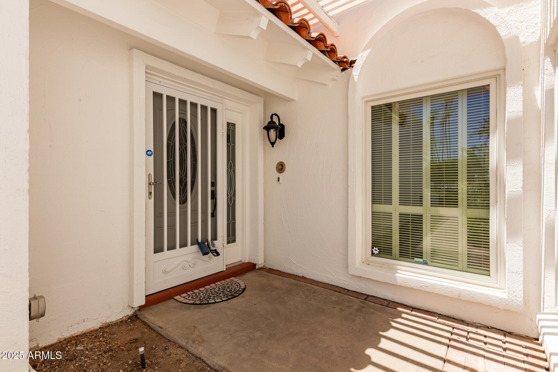 38 E CALAVAR Road
