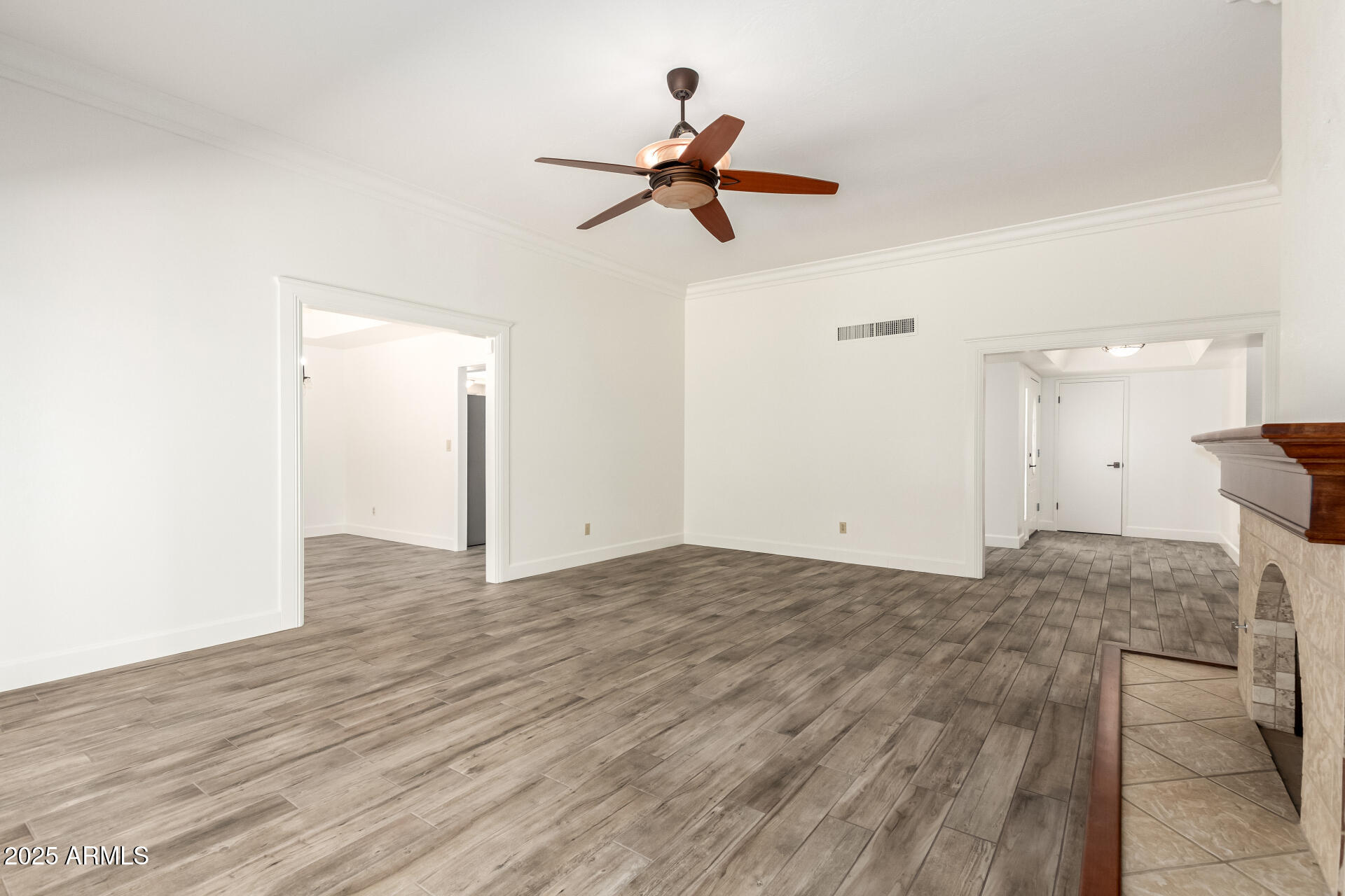 38 E CALAVAR Road
