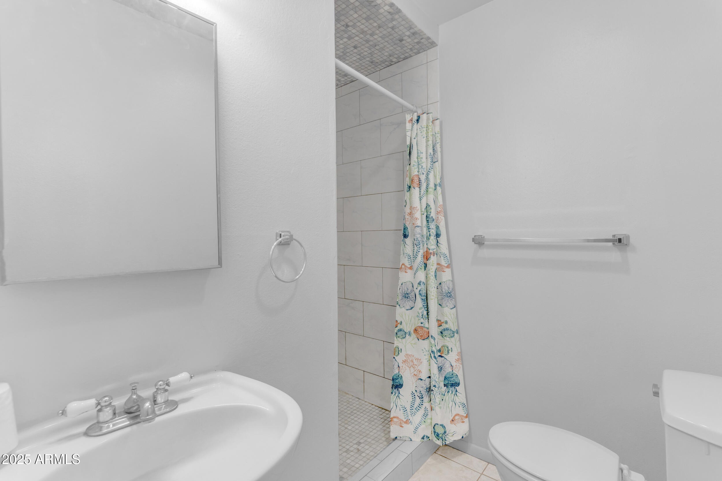 527 N LESUEUR