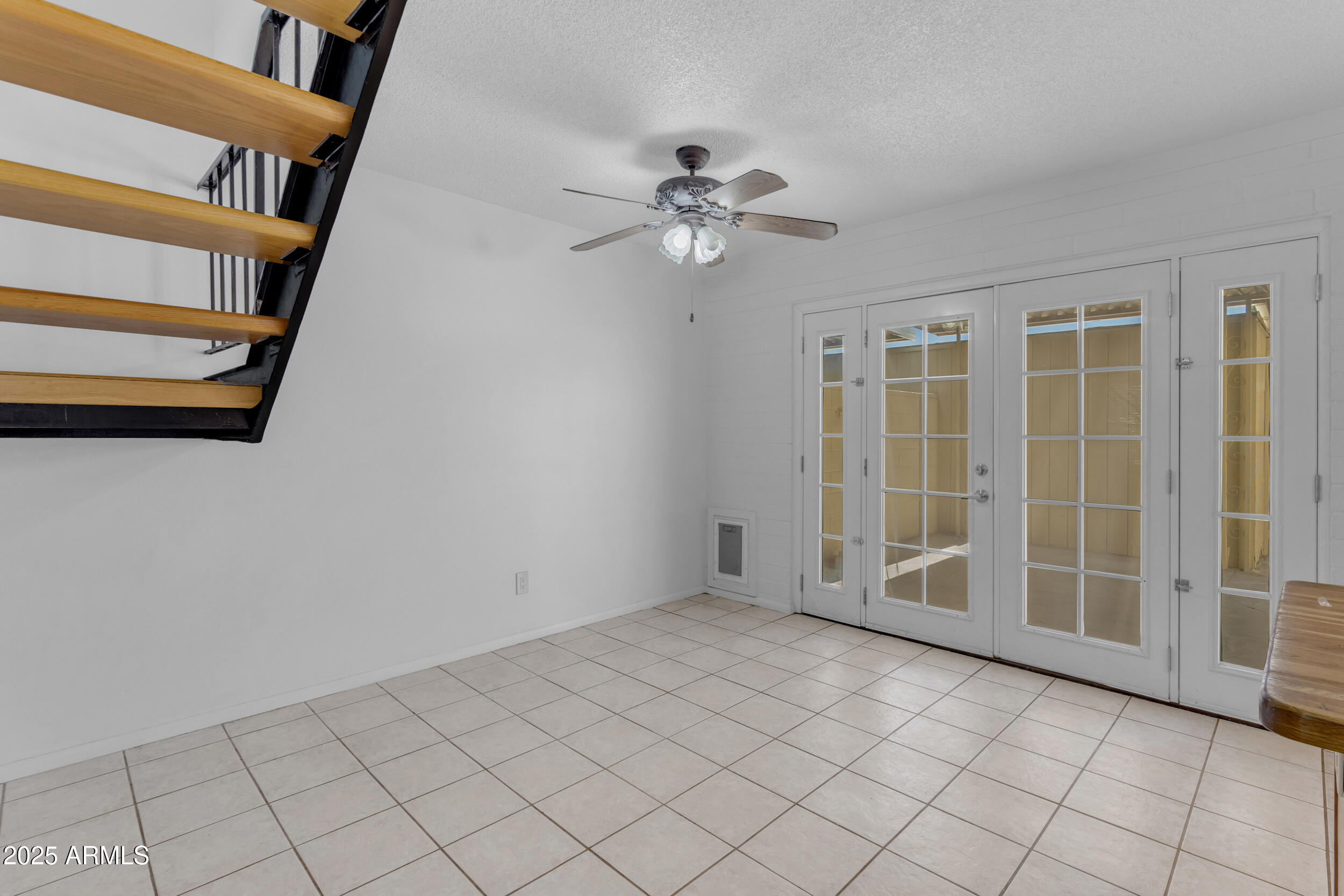 527 N LESUEUR