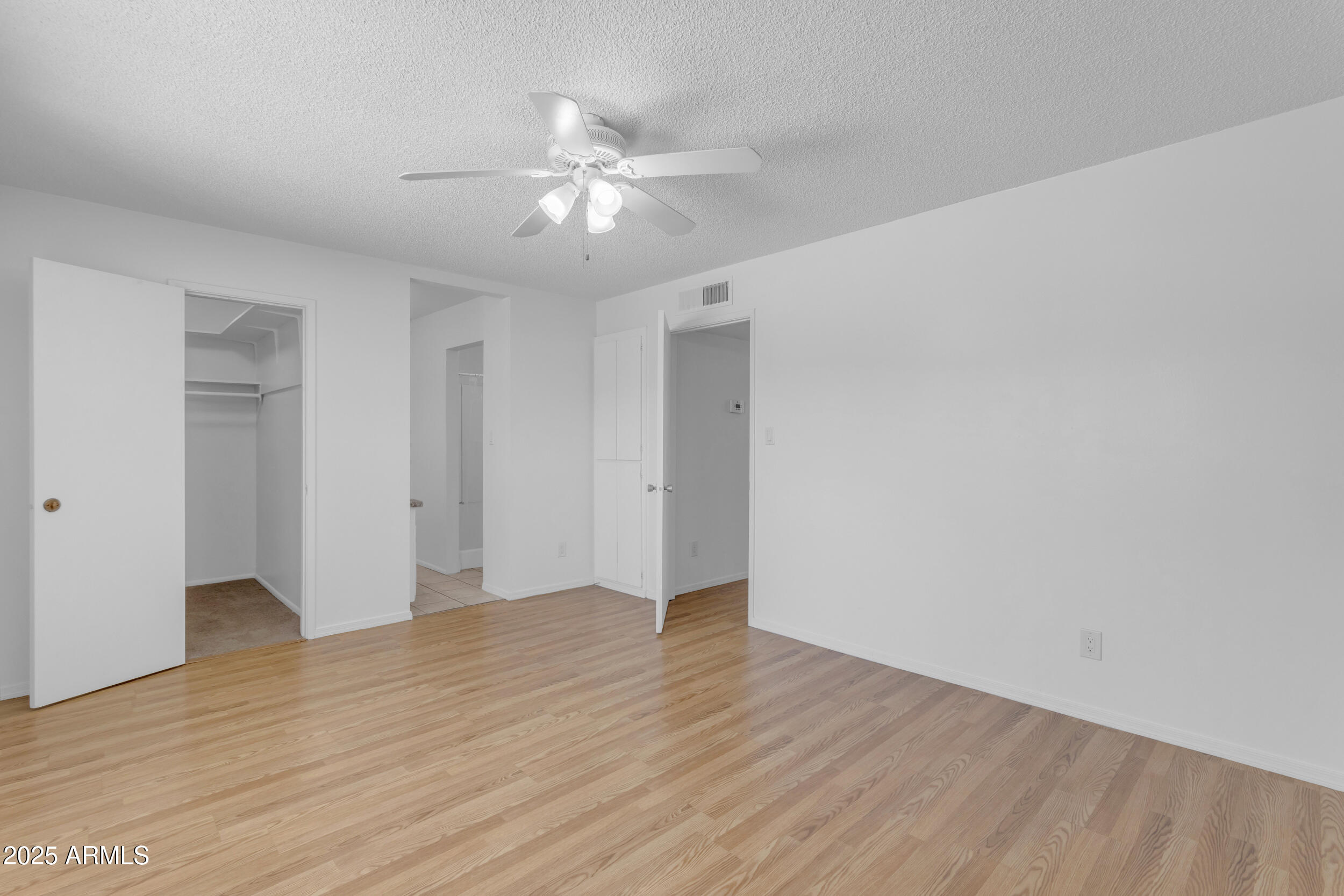 527 N LESUEUR