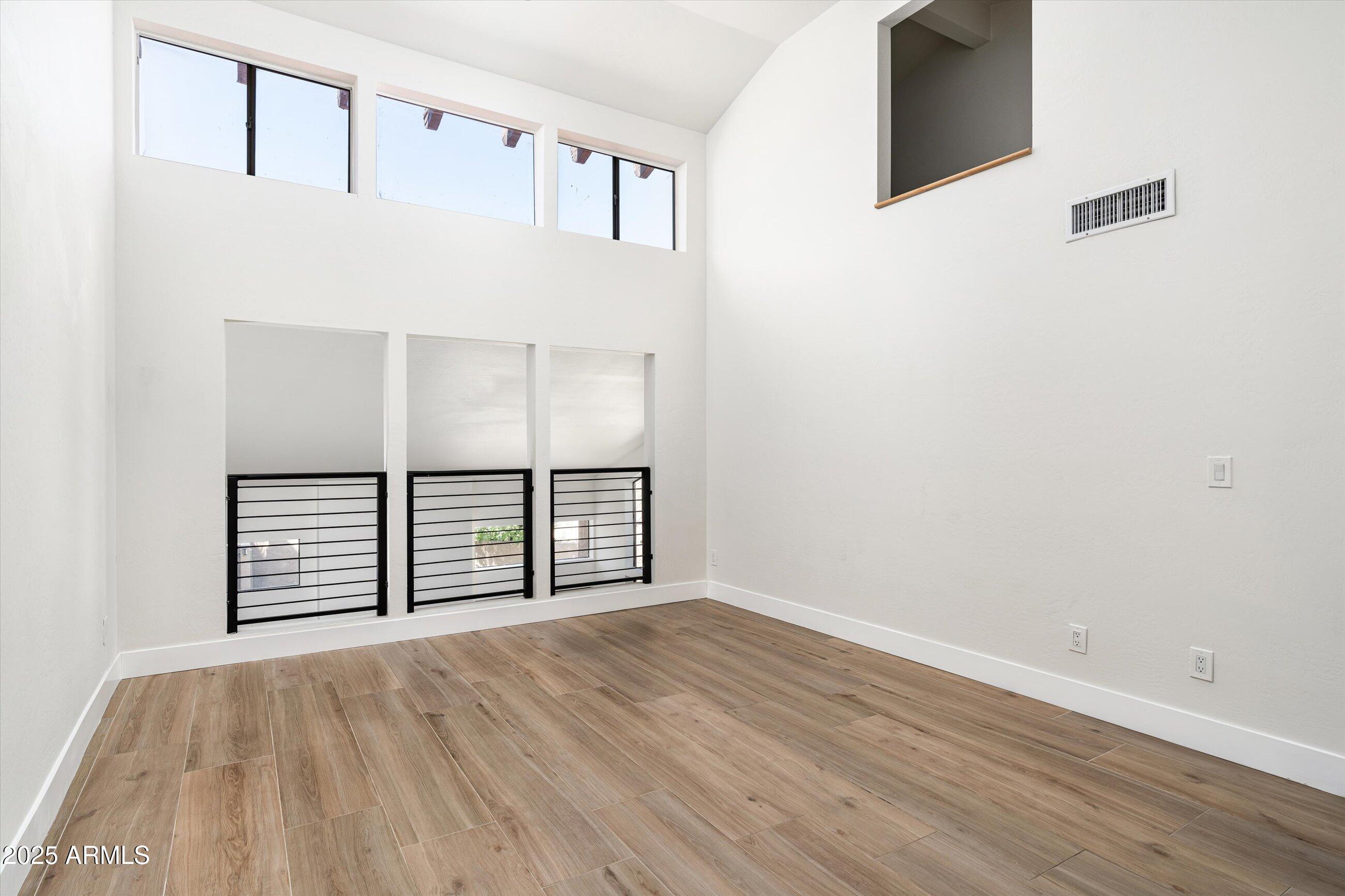 4434 E CAMELBACK Road, 132