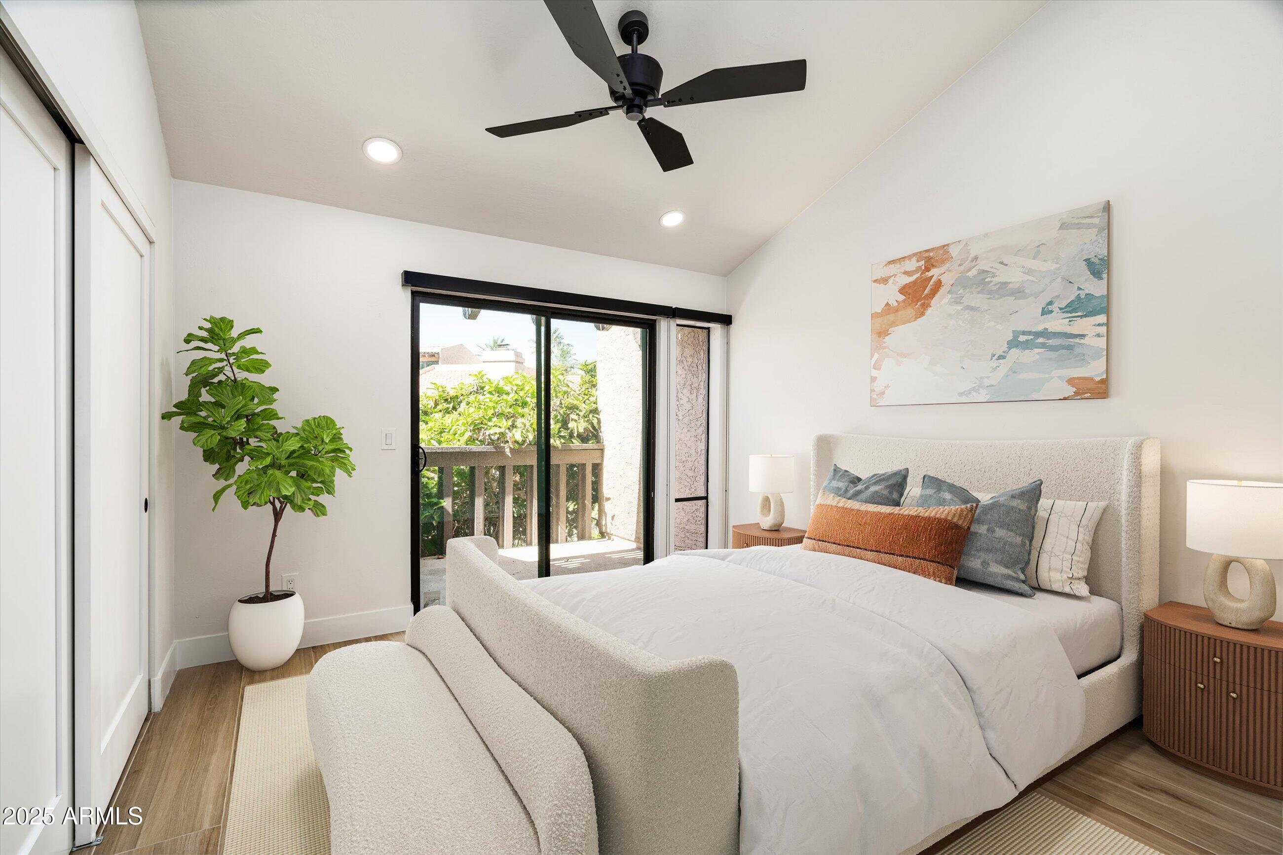4434 E CAMELBACK Road, 132