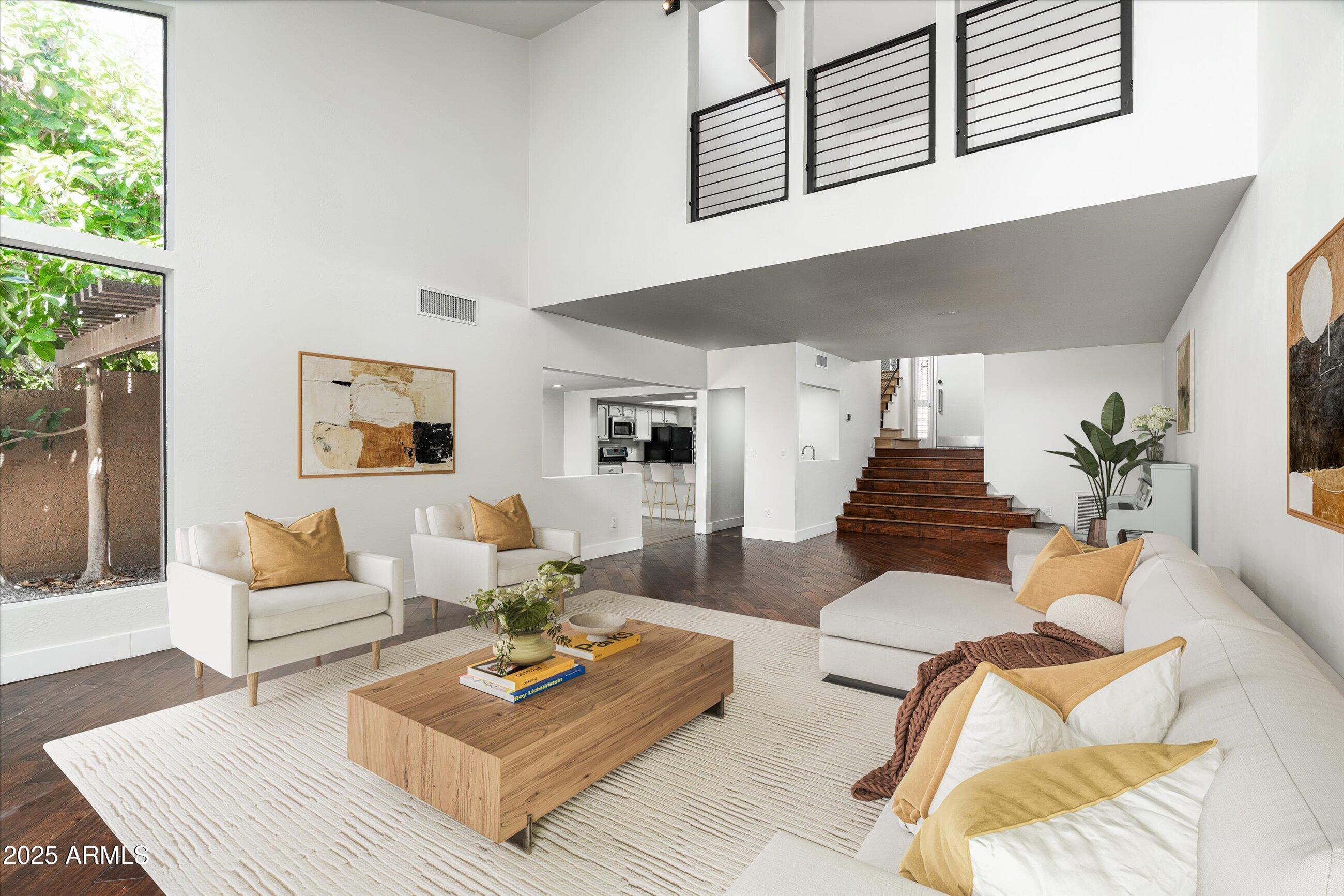 4434 E CAMELBACK Road, 132