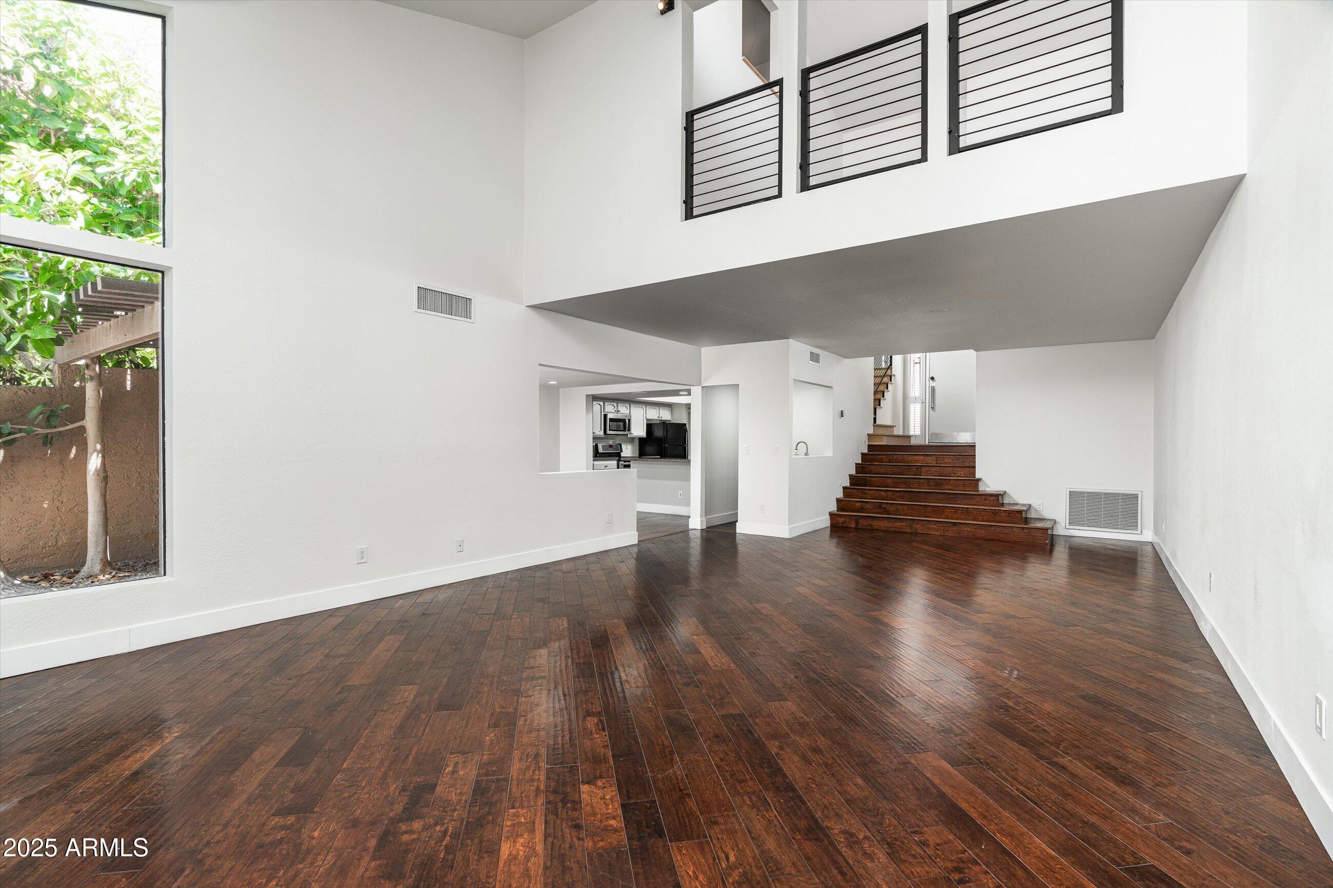 4434 E CAMELBACK Road, 132