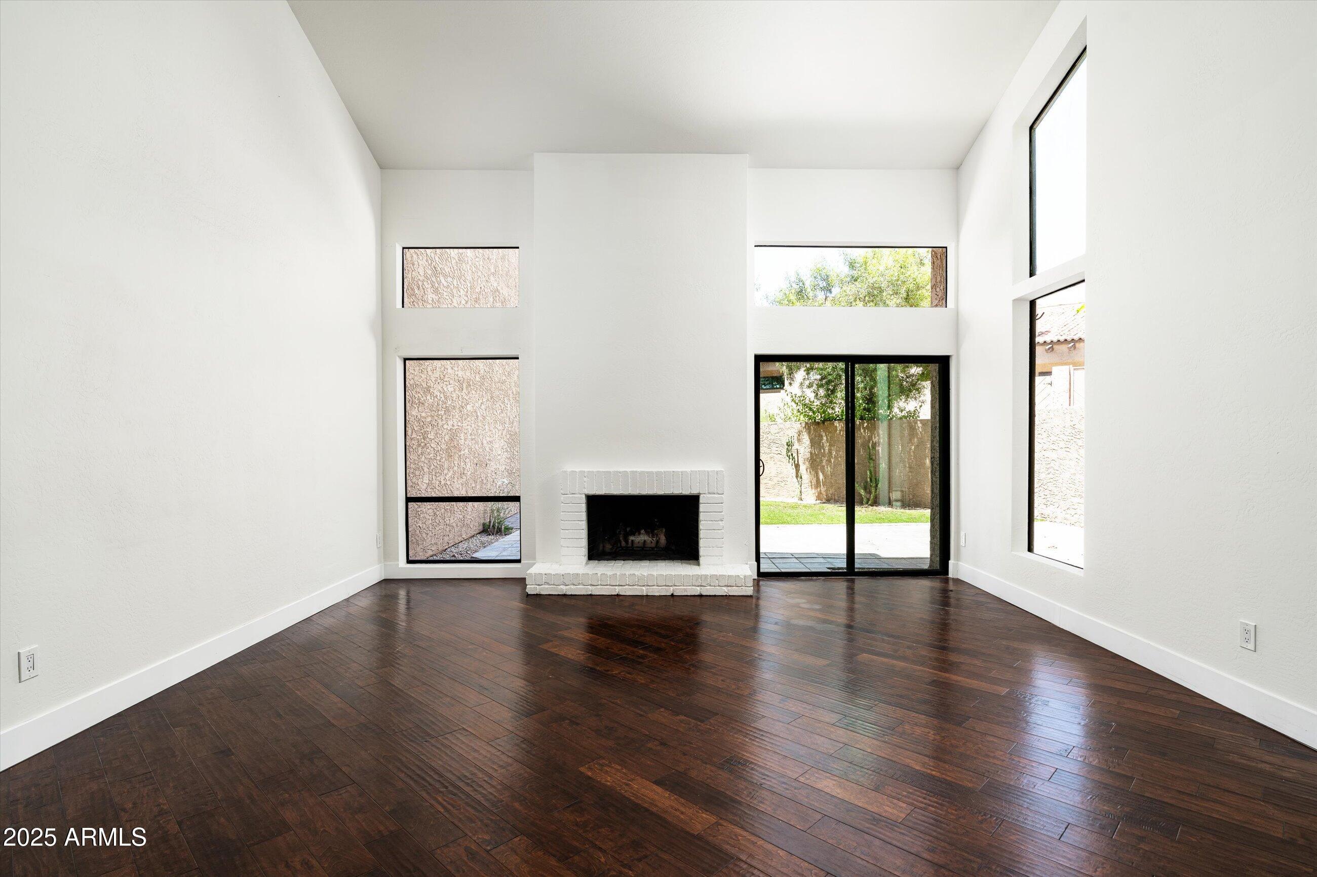 4434 E CAMELBACK Road, 132