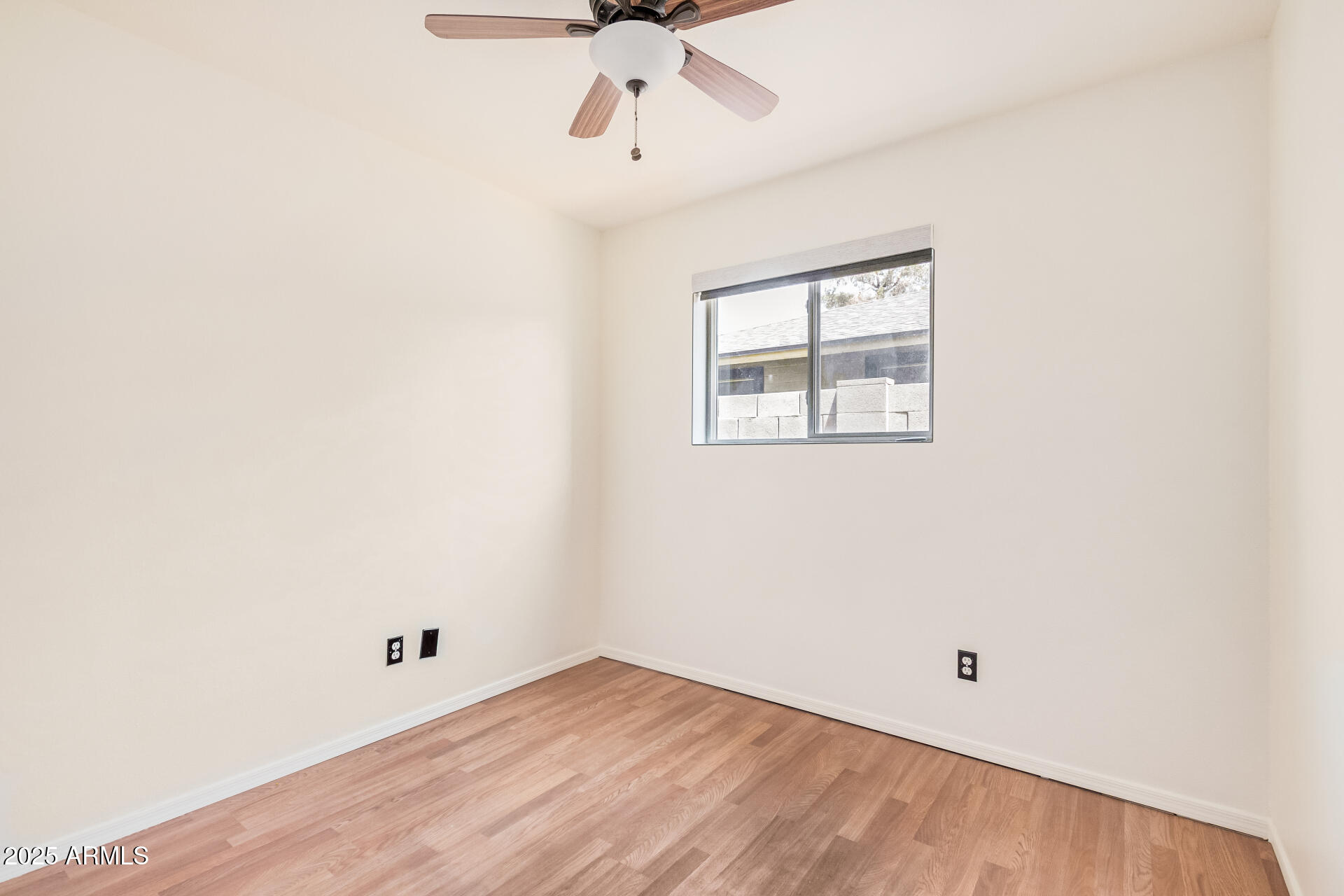 1807 E JAMAICA Avenue