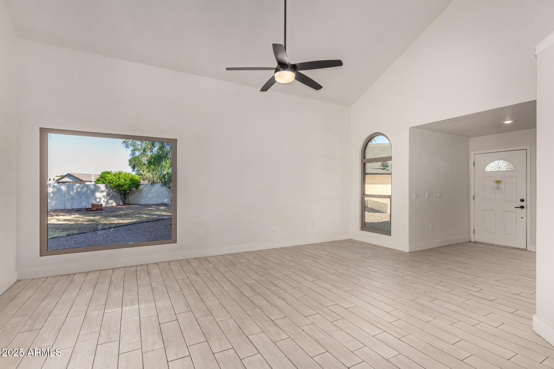 1621 N CHIPPEWA Drive