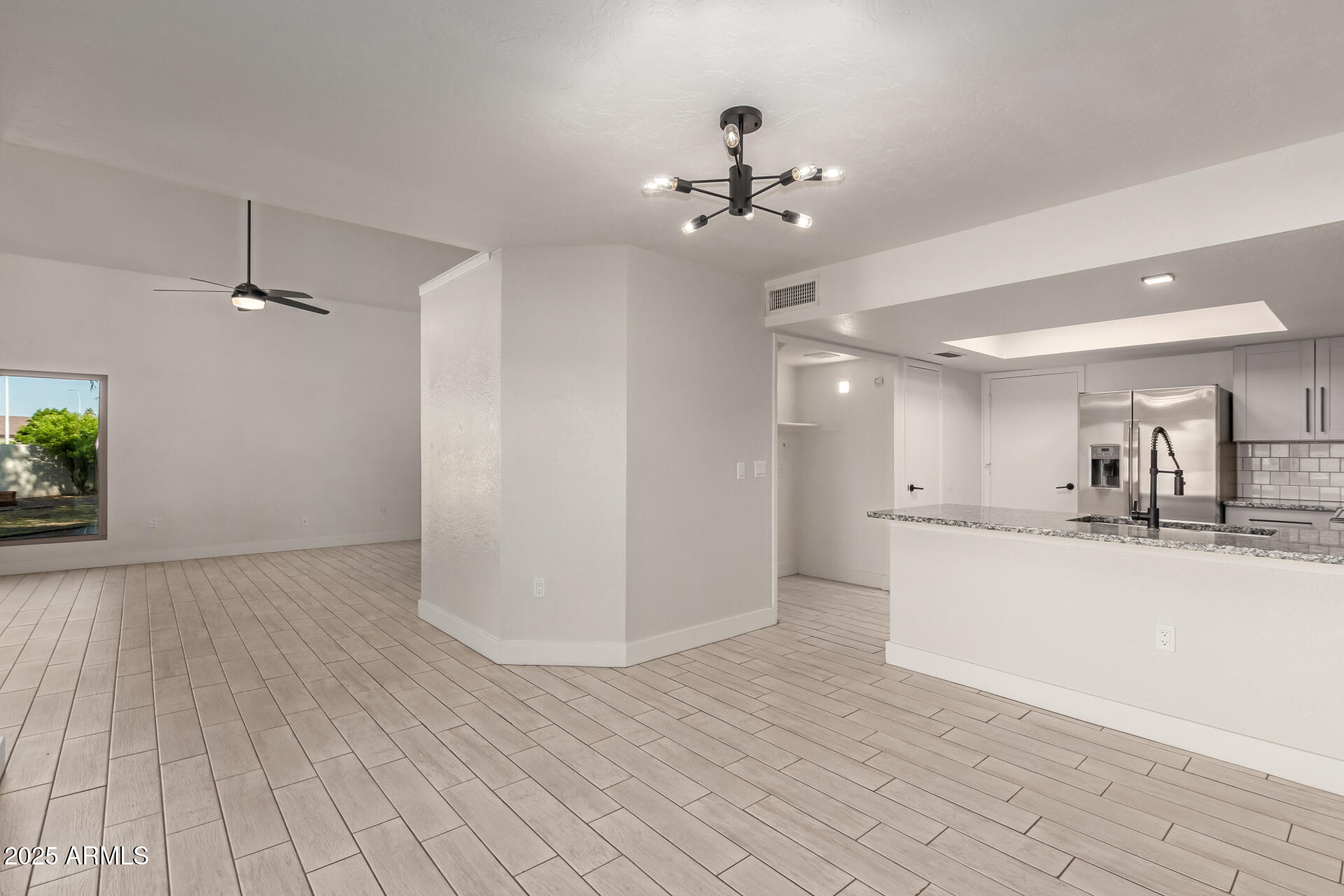 1621 N CHIPPEWA Drive