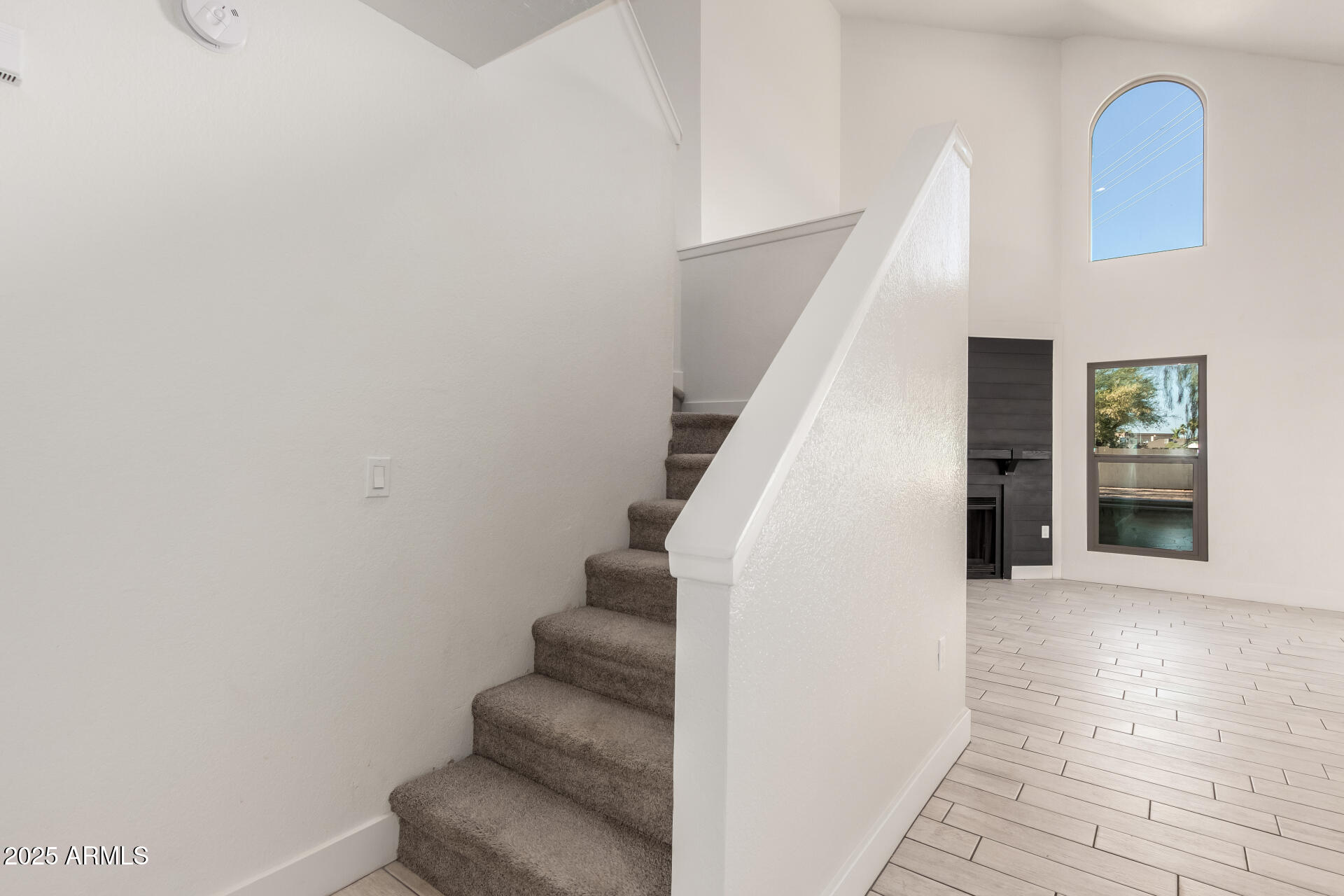 1621 N CHIPPEWA Drive