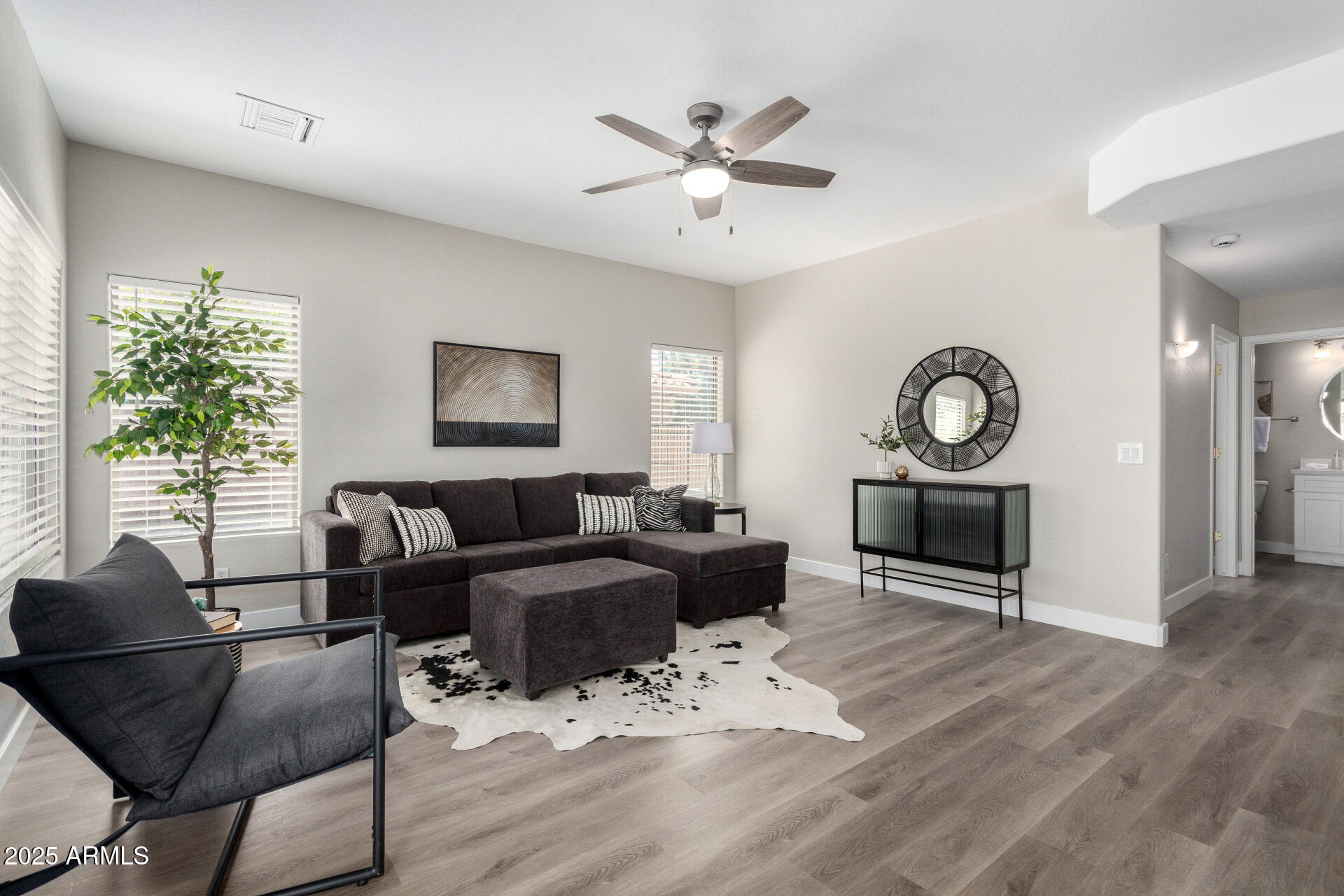 2213 N ASHBROOK Circle