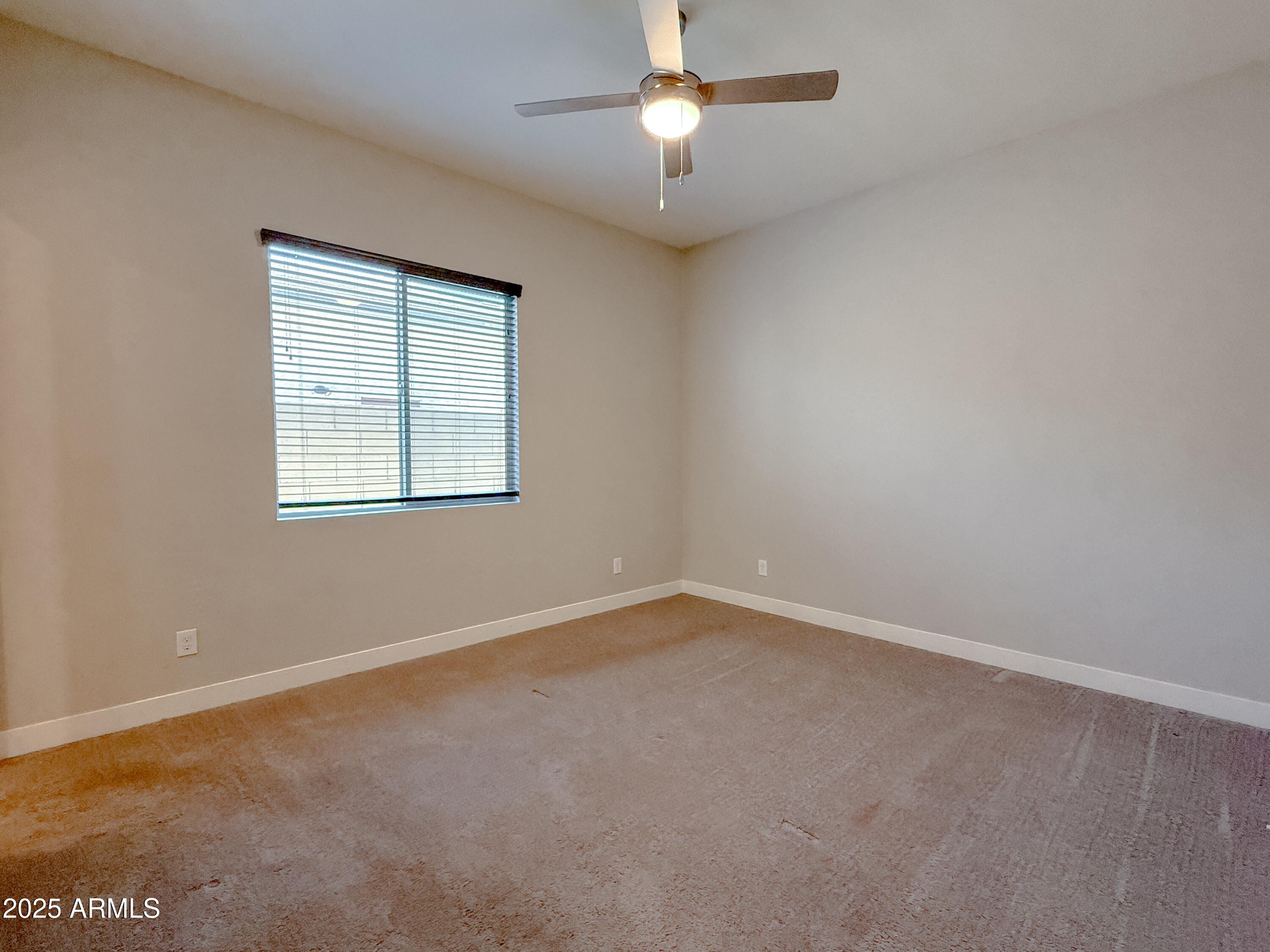 23060 E SONOQUI Boulevard