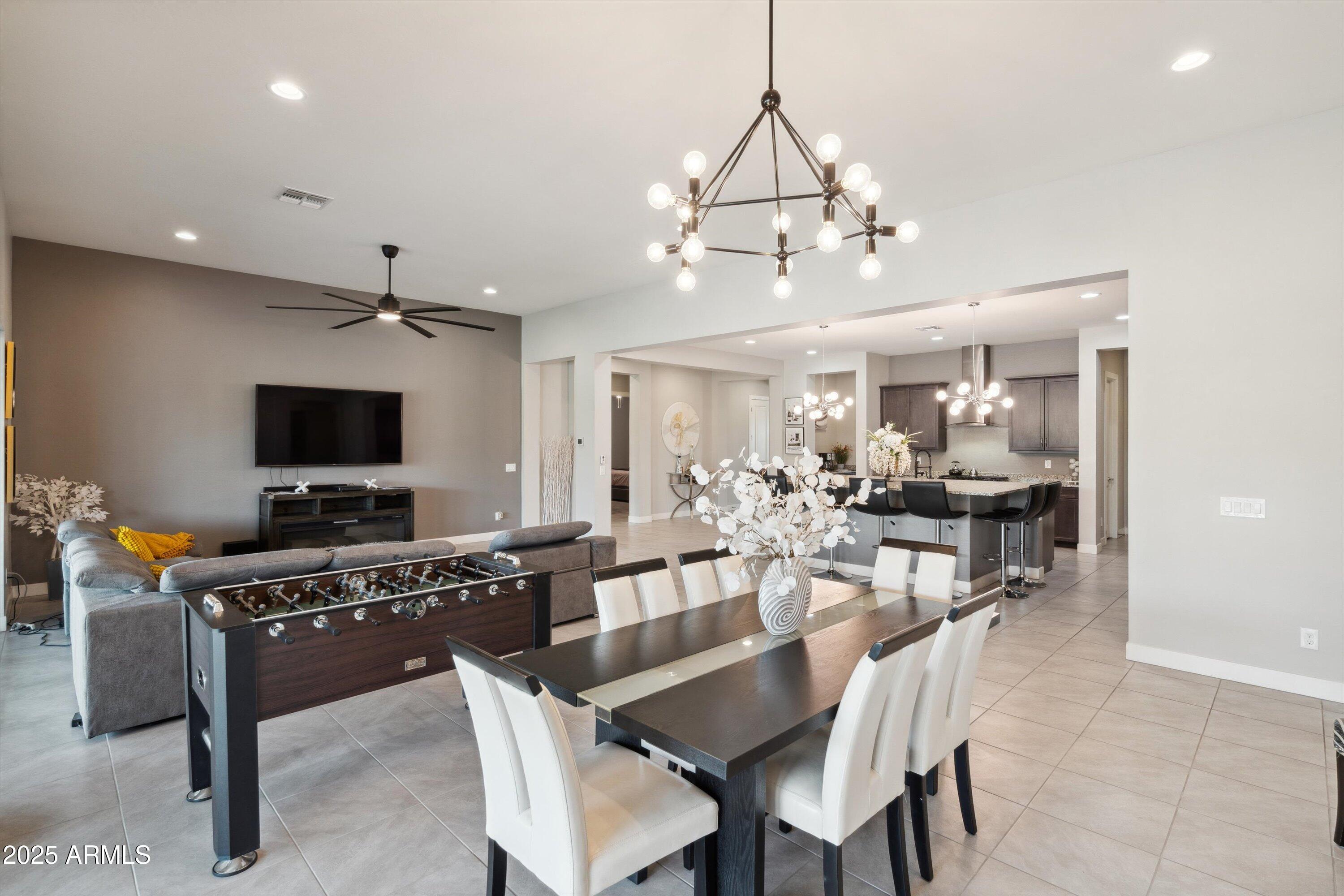 23060 E SONOQUI Boulevard