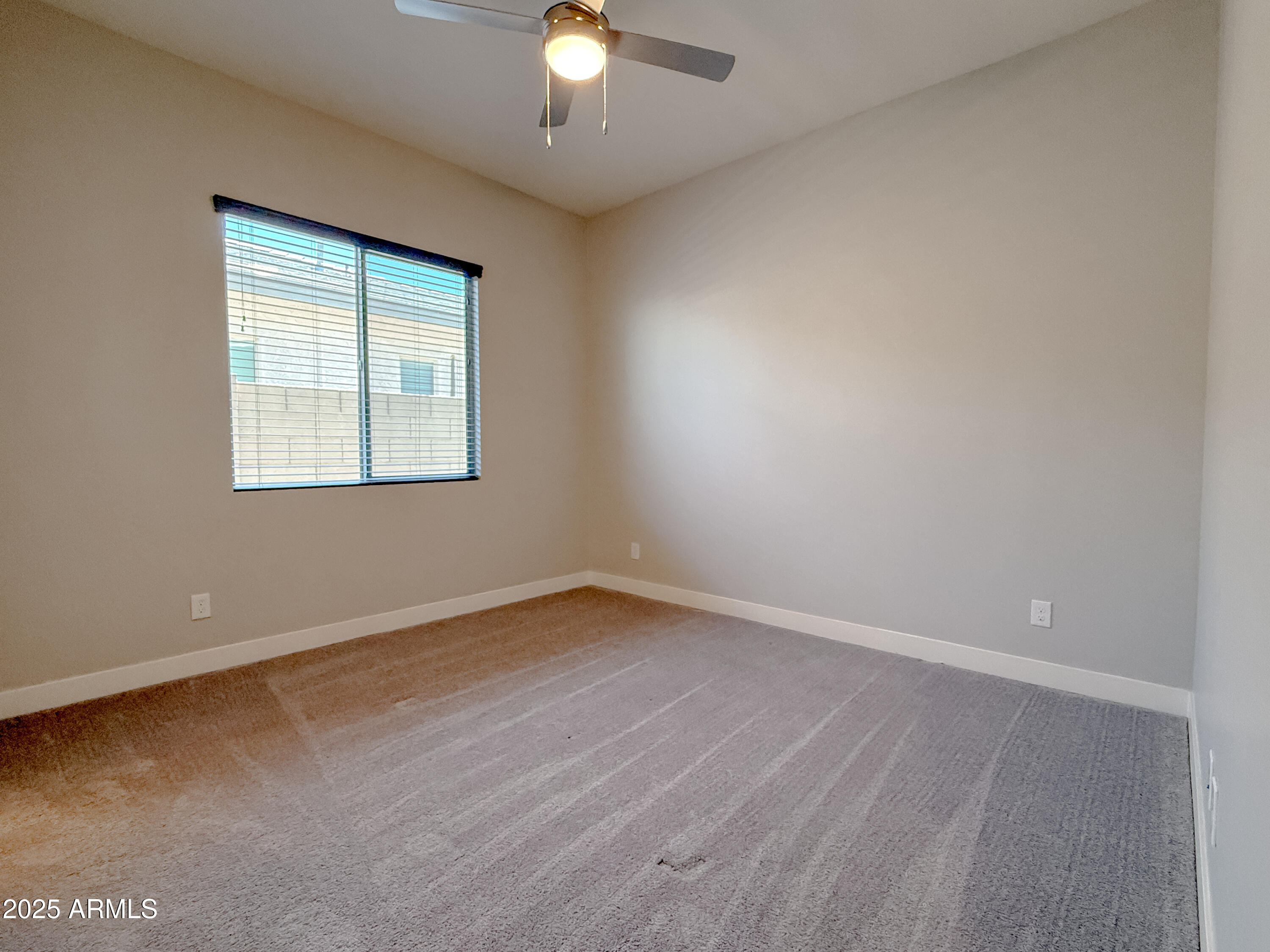 23060 E SONOQUI Boulevard