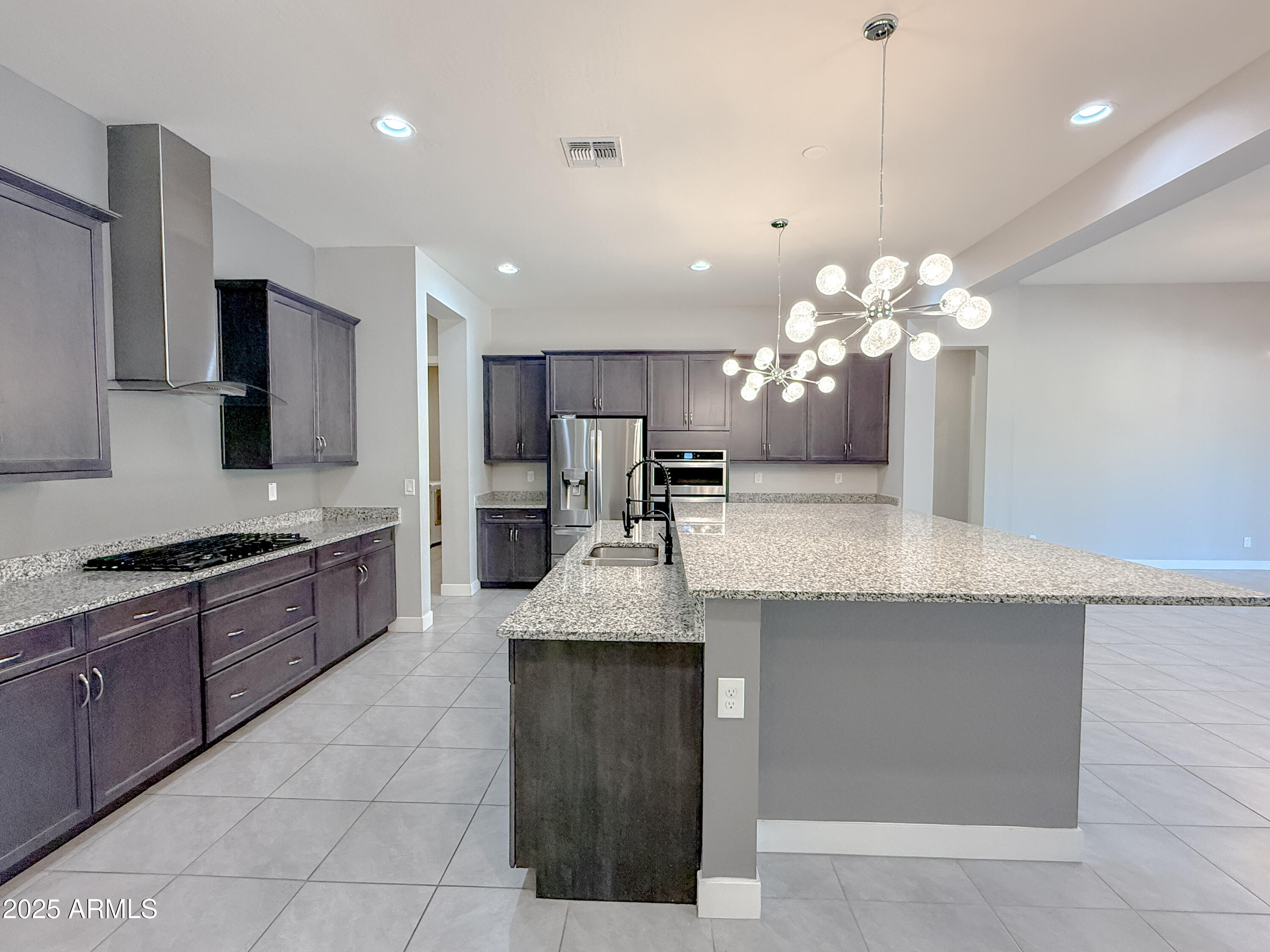 23060 E SONOQUI Boulevard