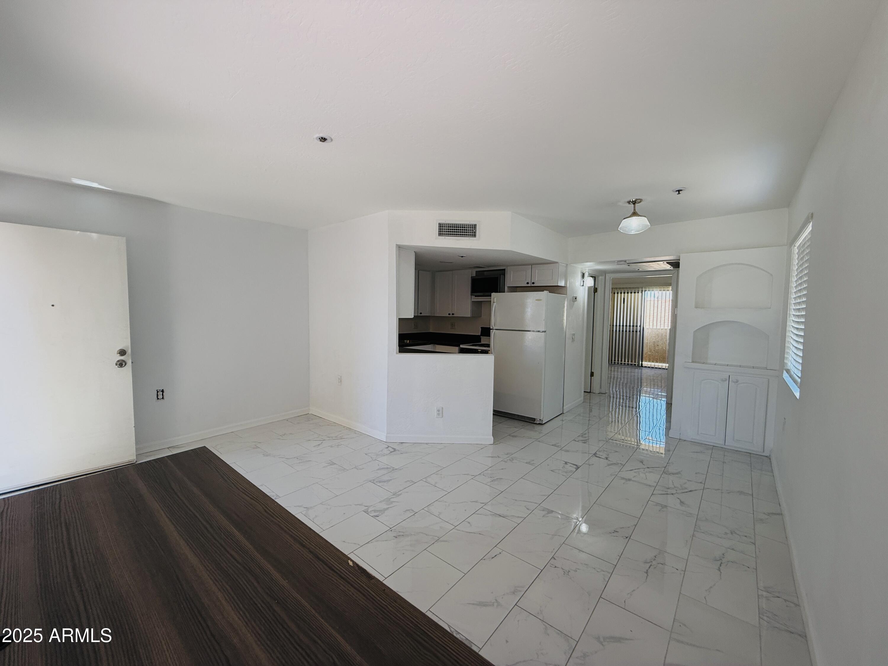 12221 W BELL Road 363