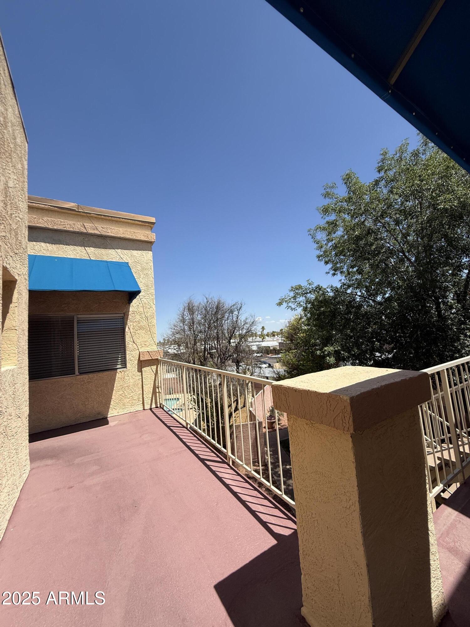 12221 W BELL Road 363