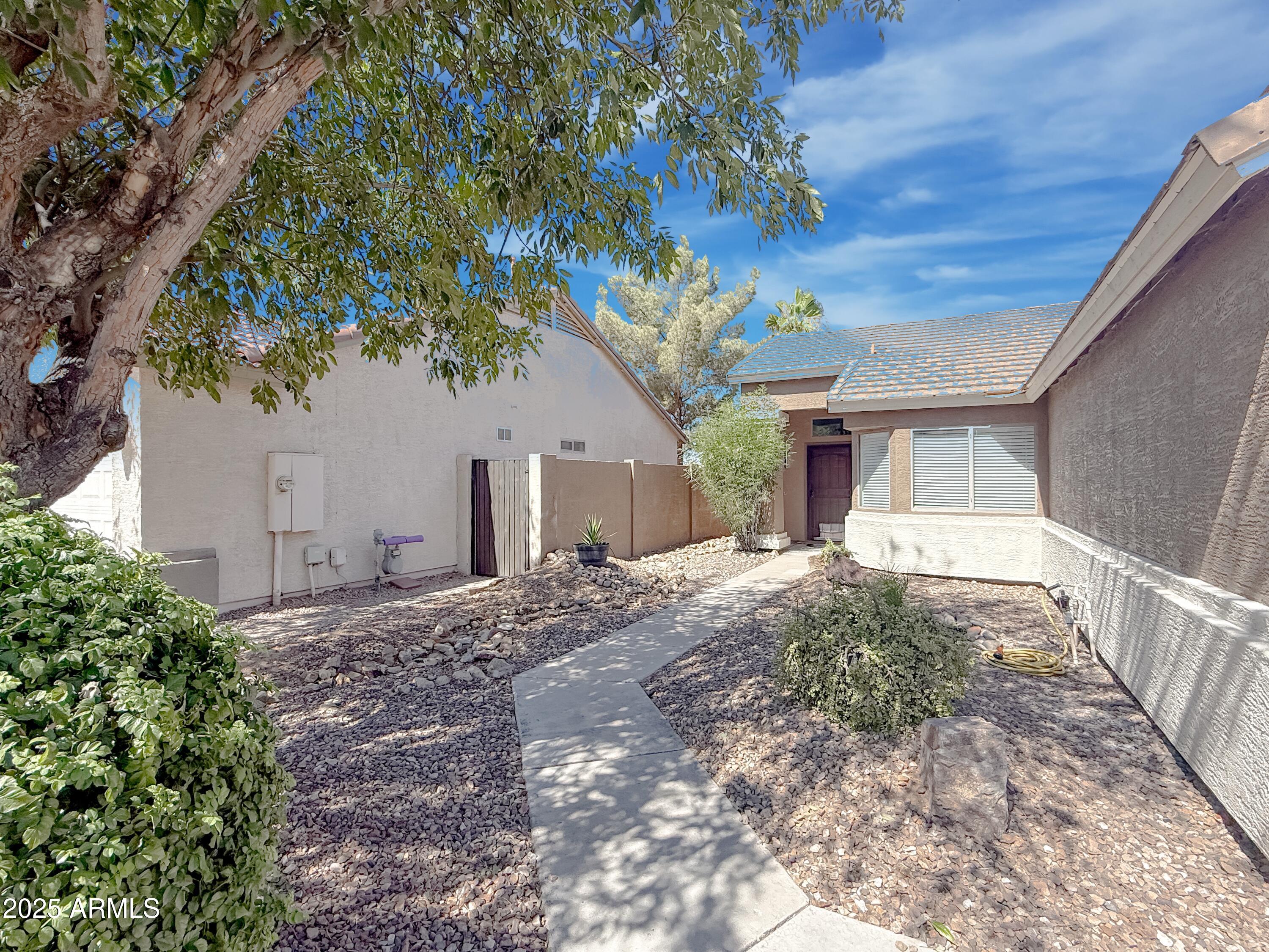 30517 N MAPLE CHASE Drive