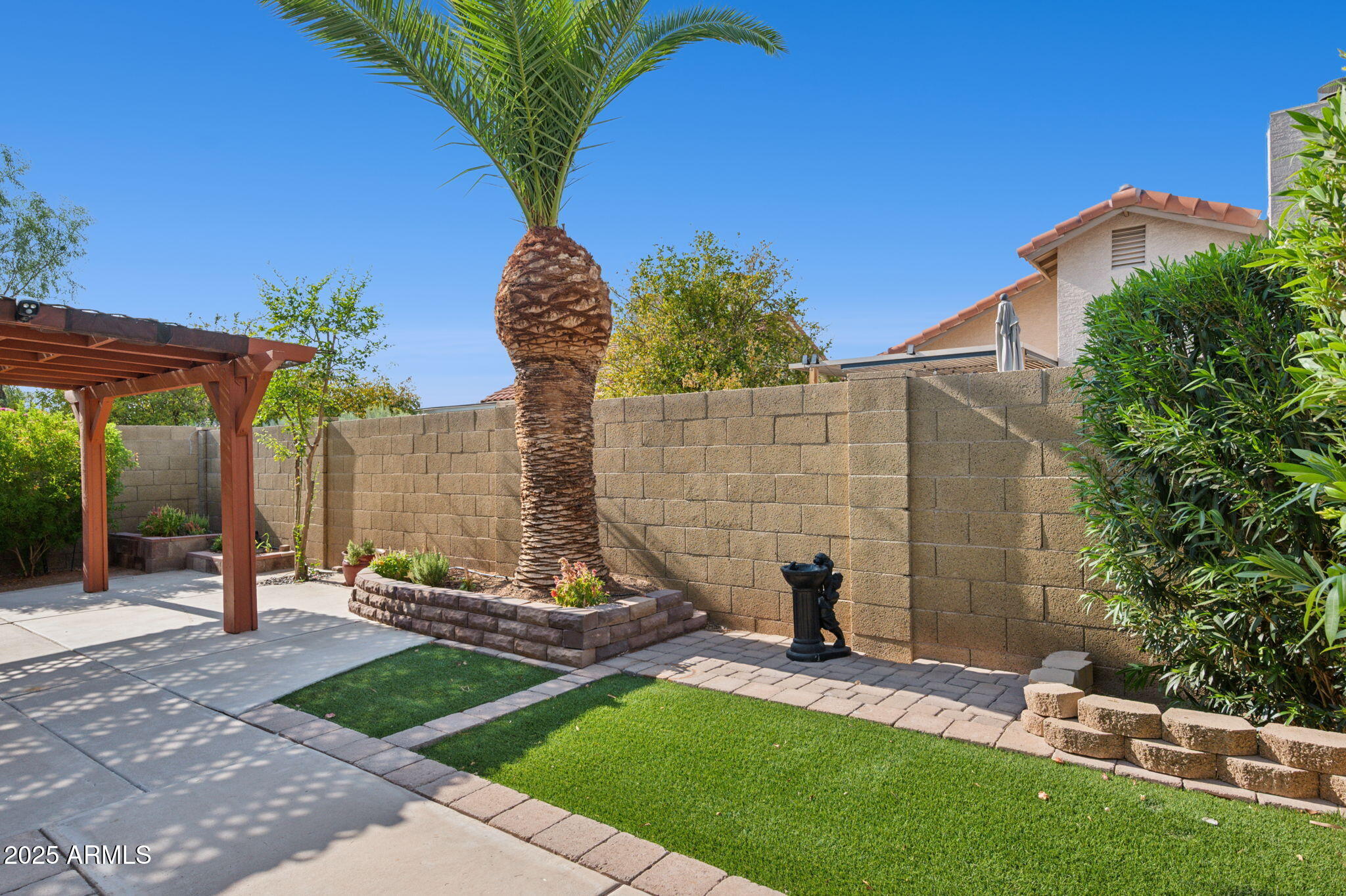 2258 W ORCHID Lane