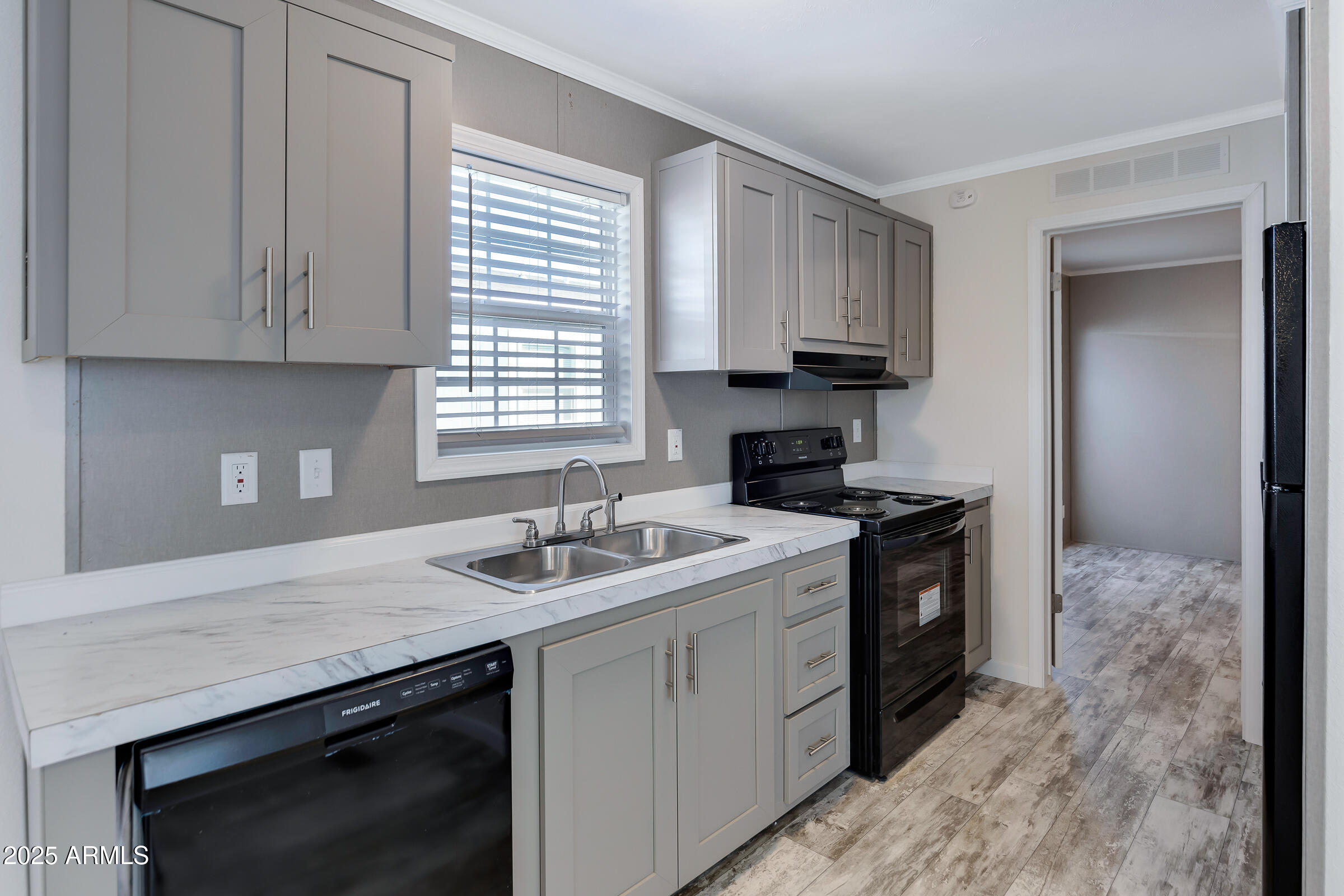 320 E McKellips Road, 4