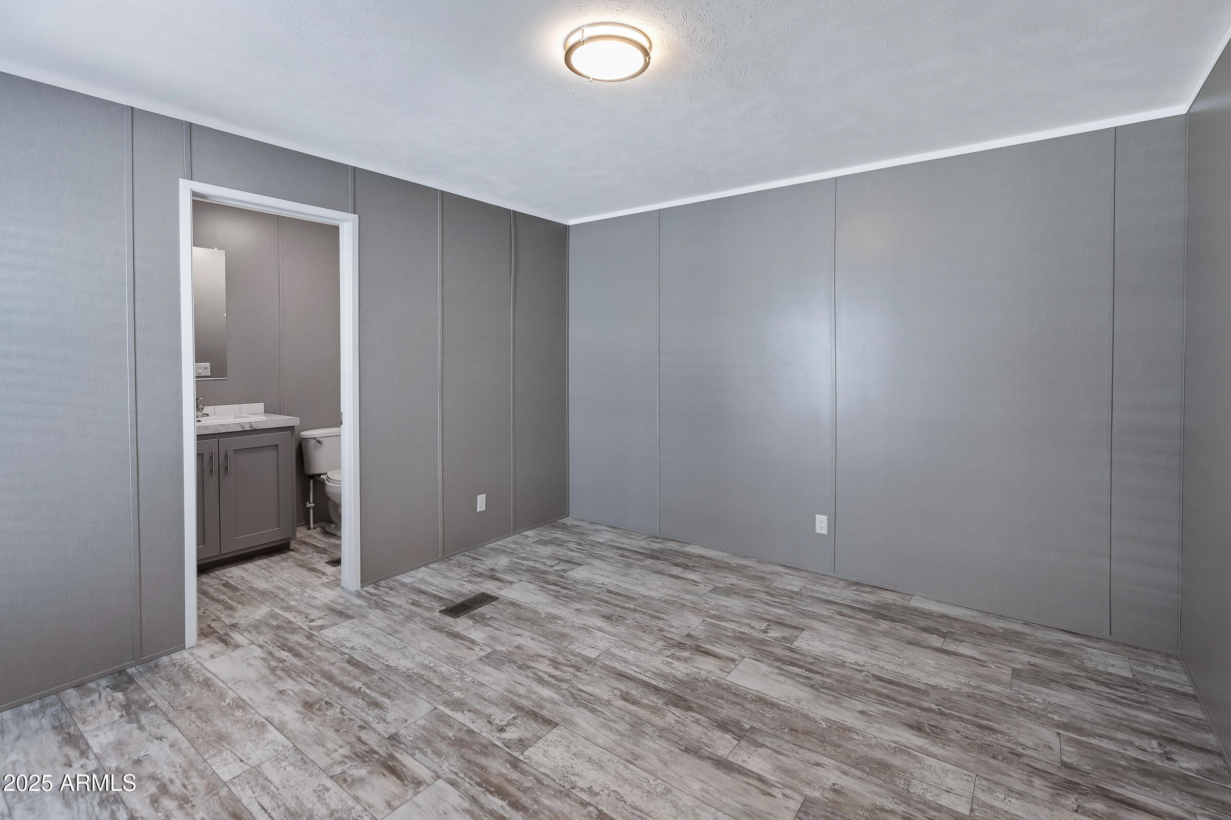 320 E McKellips Road, 4