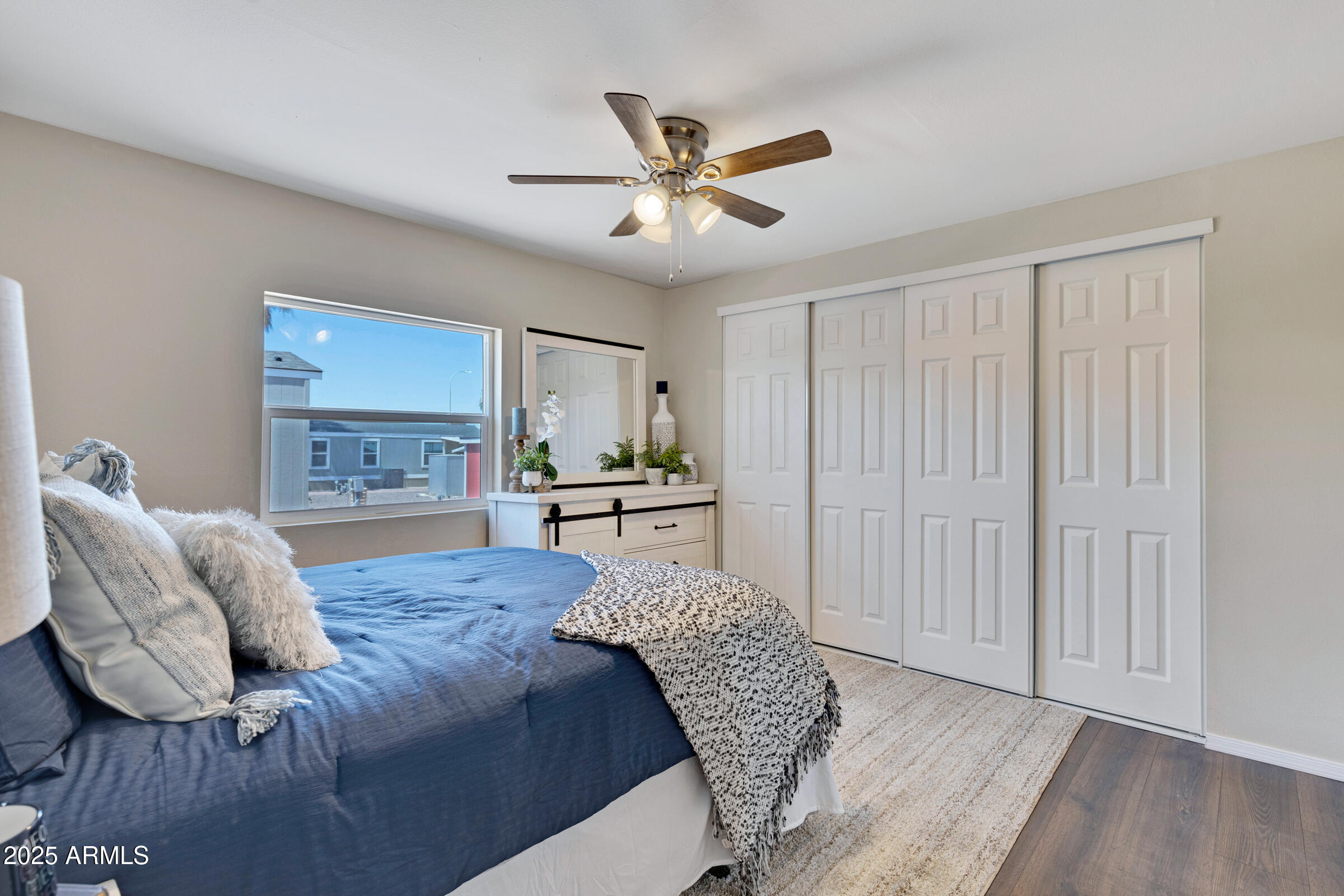 320 E McKellips Road, 44