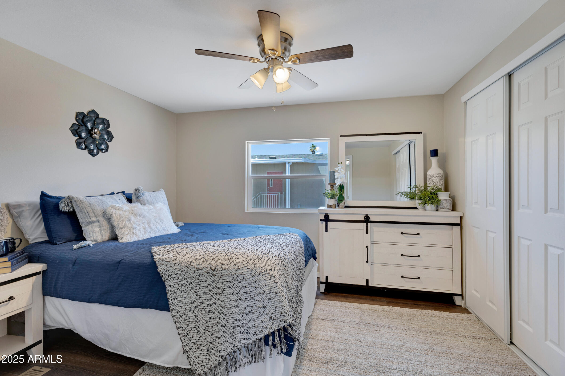 320 E McKellips Road, 44