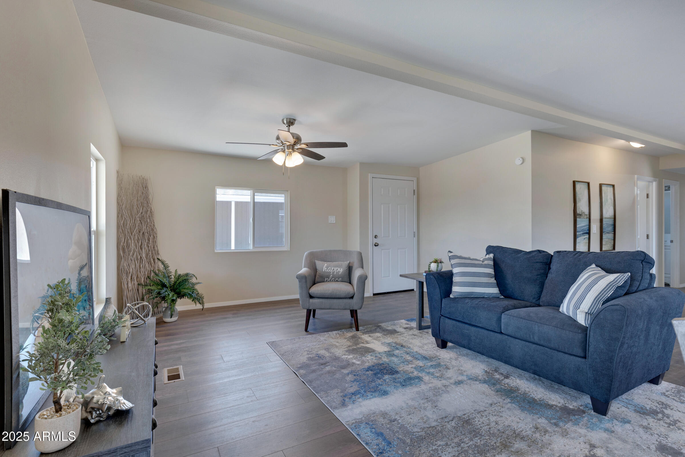 320 E McKellips Road, 44