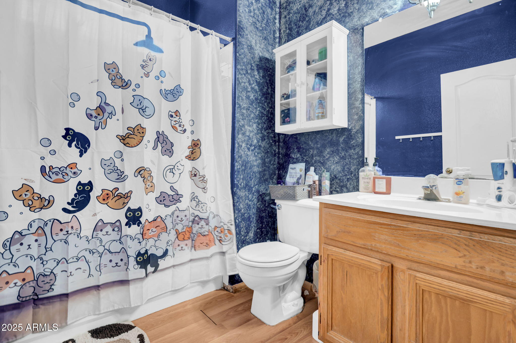 1949 E AIRE LIBRE Avenue