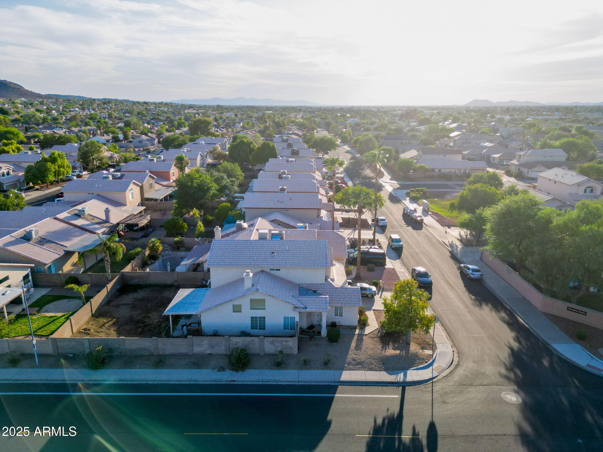 1949 E AIRE LIBRE Avenue