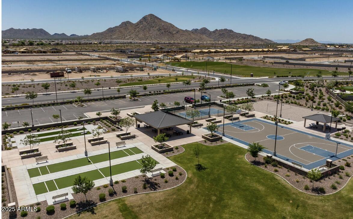 2857 W SANTA FE Drive