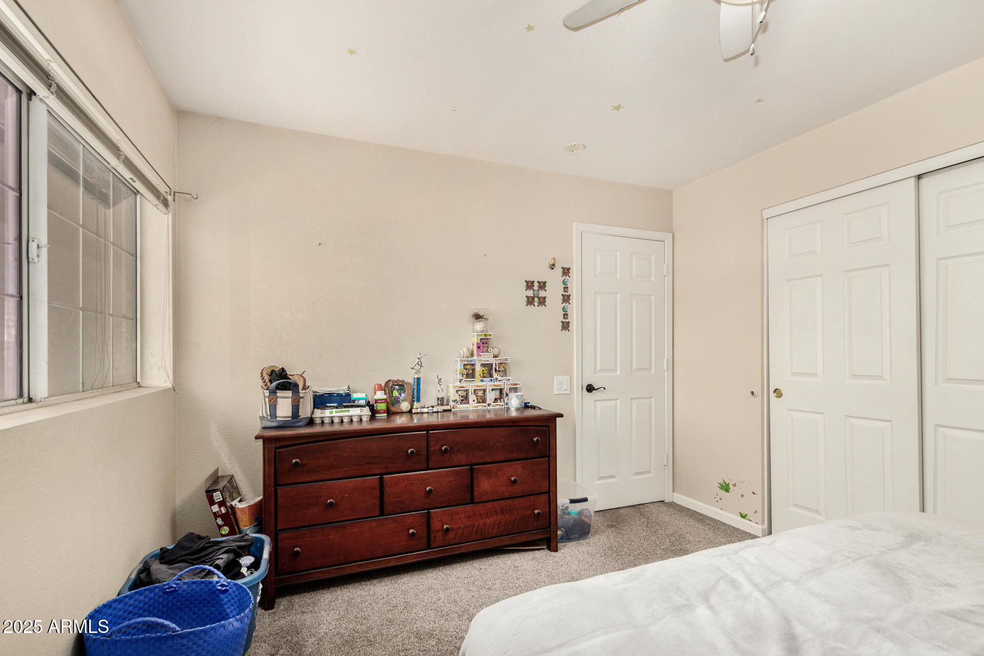 15827 S 27TH Way