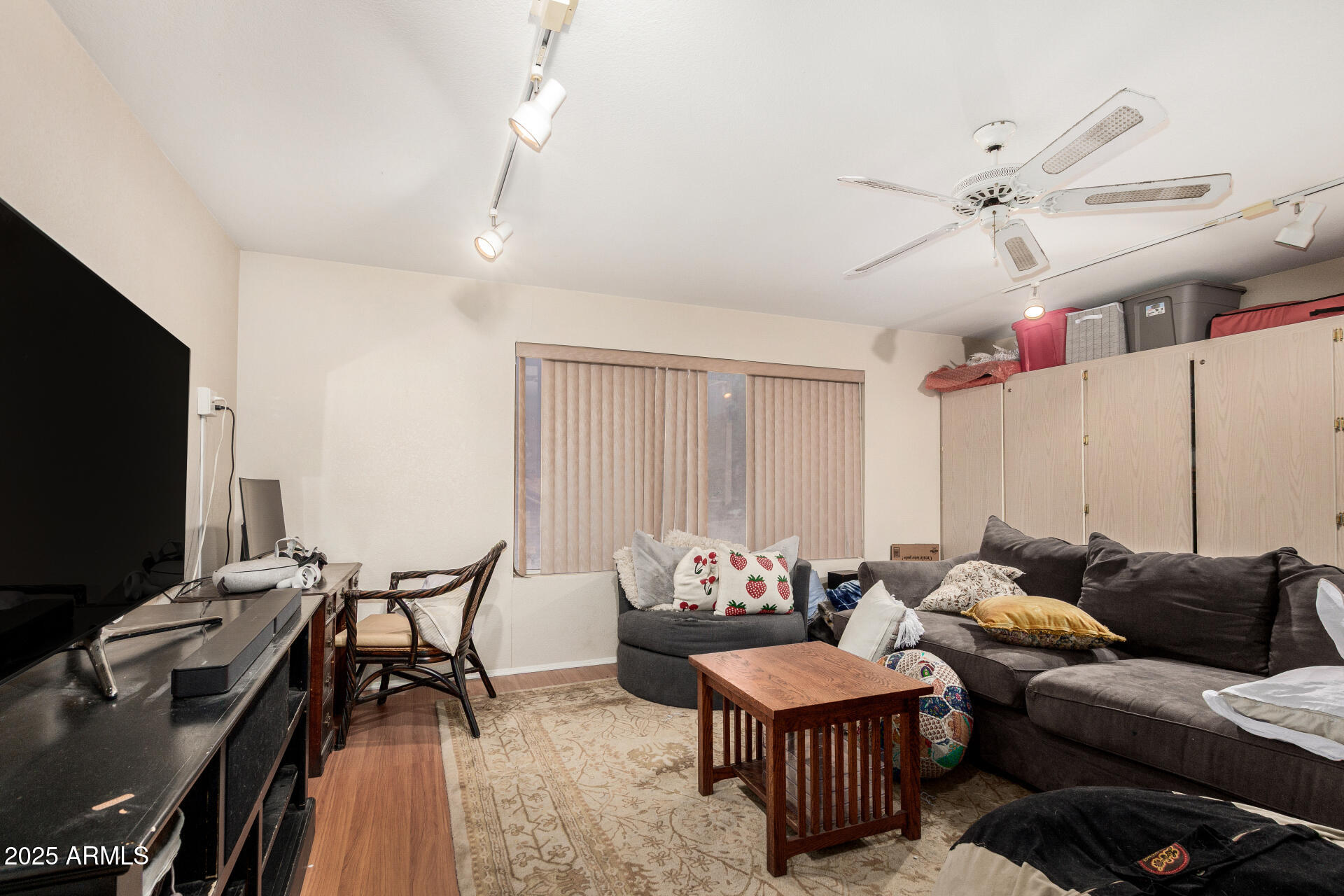 15827 S 27TH Way