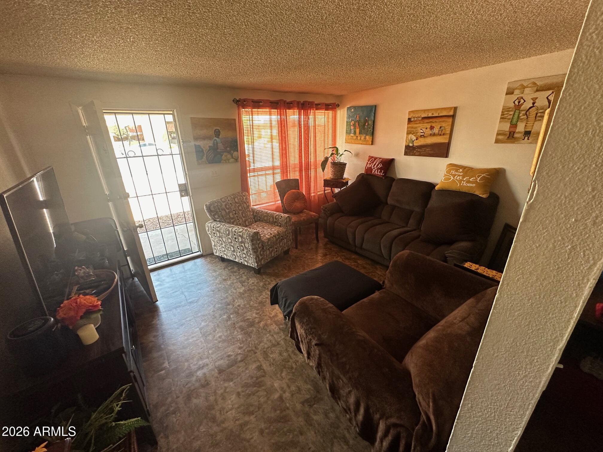 1145 W SOUTHERN Avenue